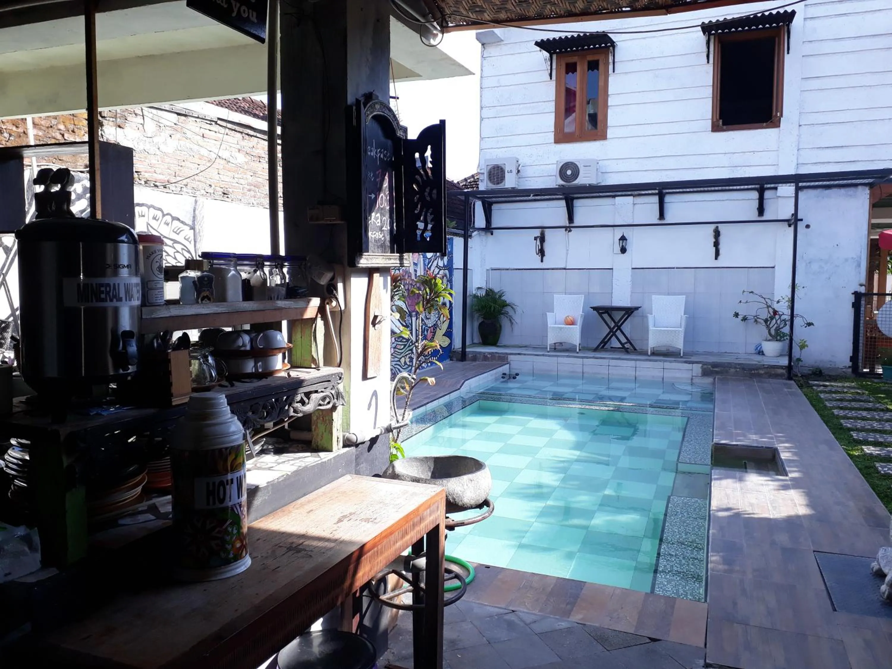 Swimming pool in Arjuna Garden Homestay