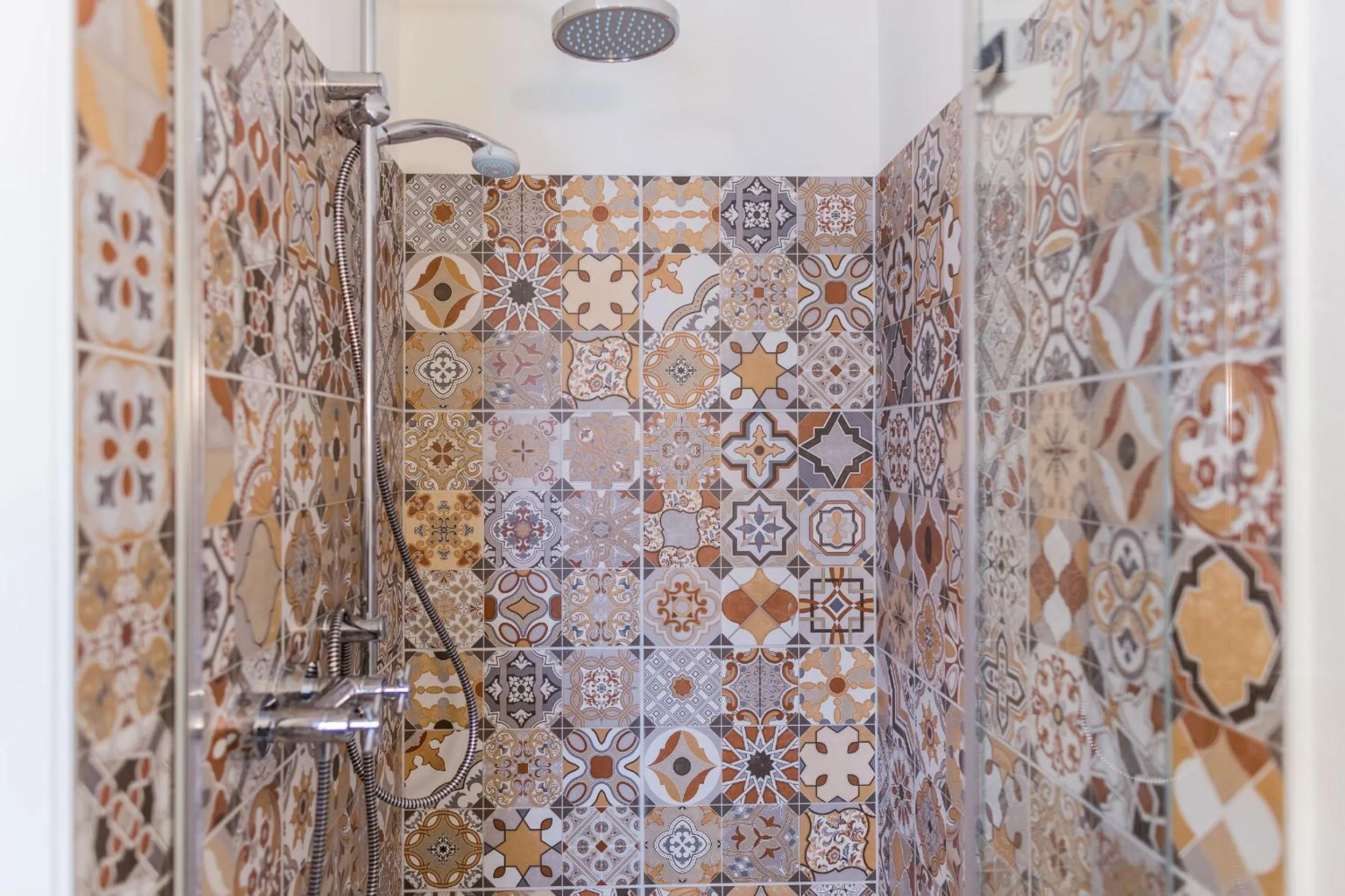 Bathroom in HOMEBOUND APARTMENTS Salzburg City II - contactless check-in