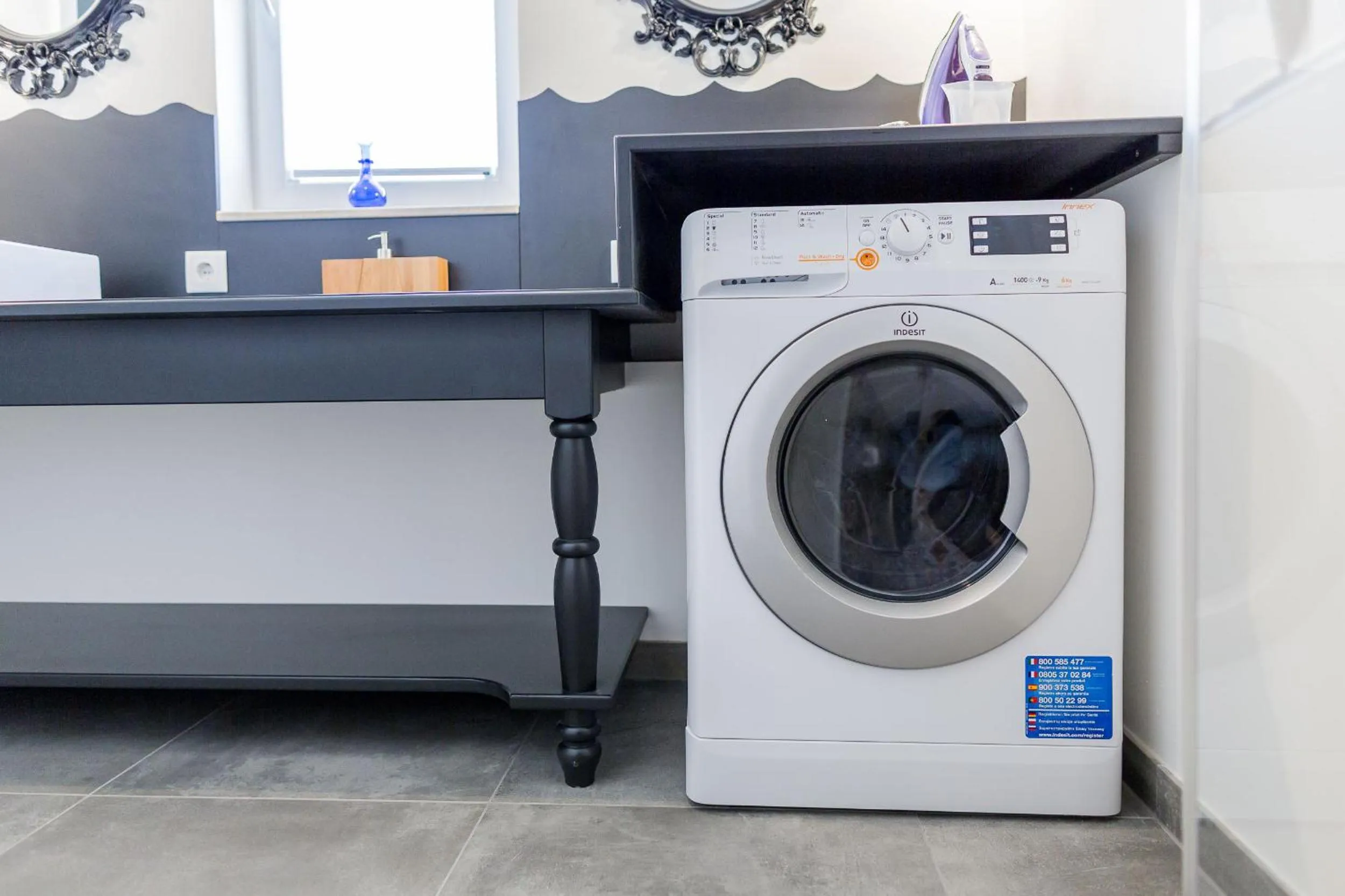 Bathroom in HOMEBOUND APARTMENTS Salzburg City II - contactless check-in