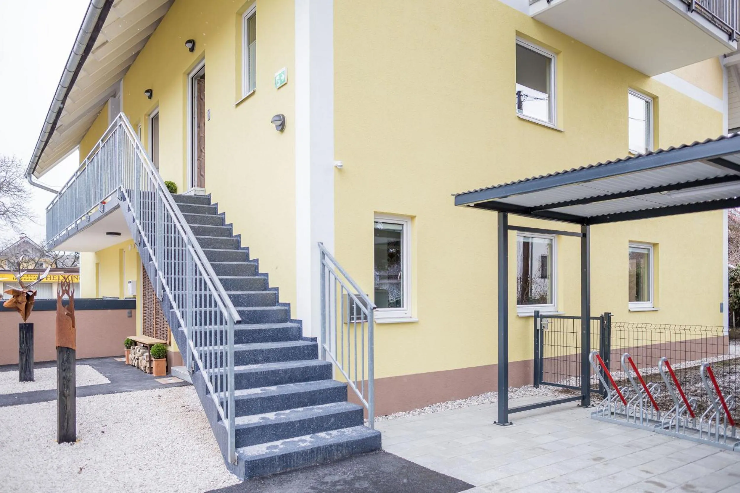 Property building in HOMEBOUND APARTMENTS Salzburg City II - contactless check-in