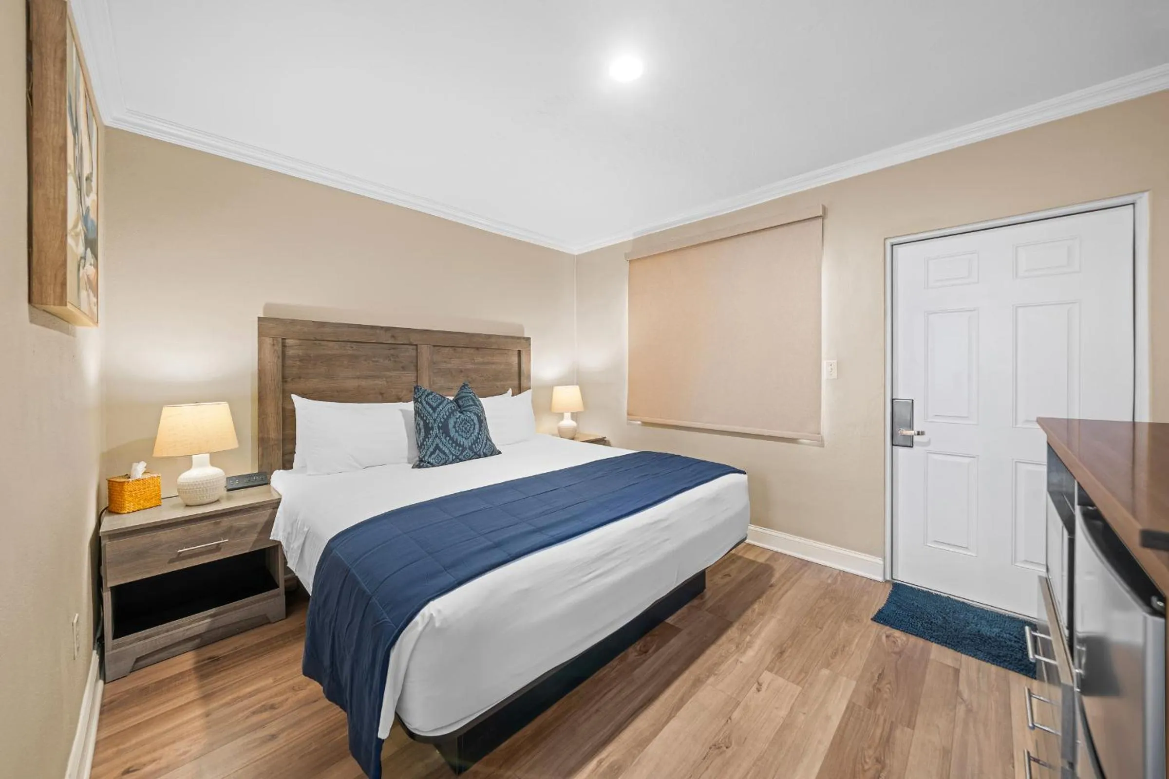 Bed in Bleu Beach Resort