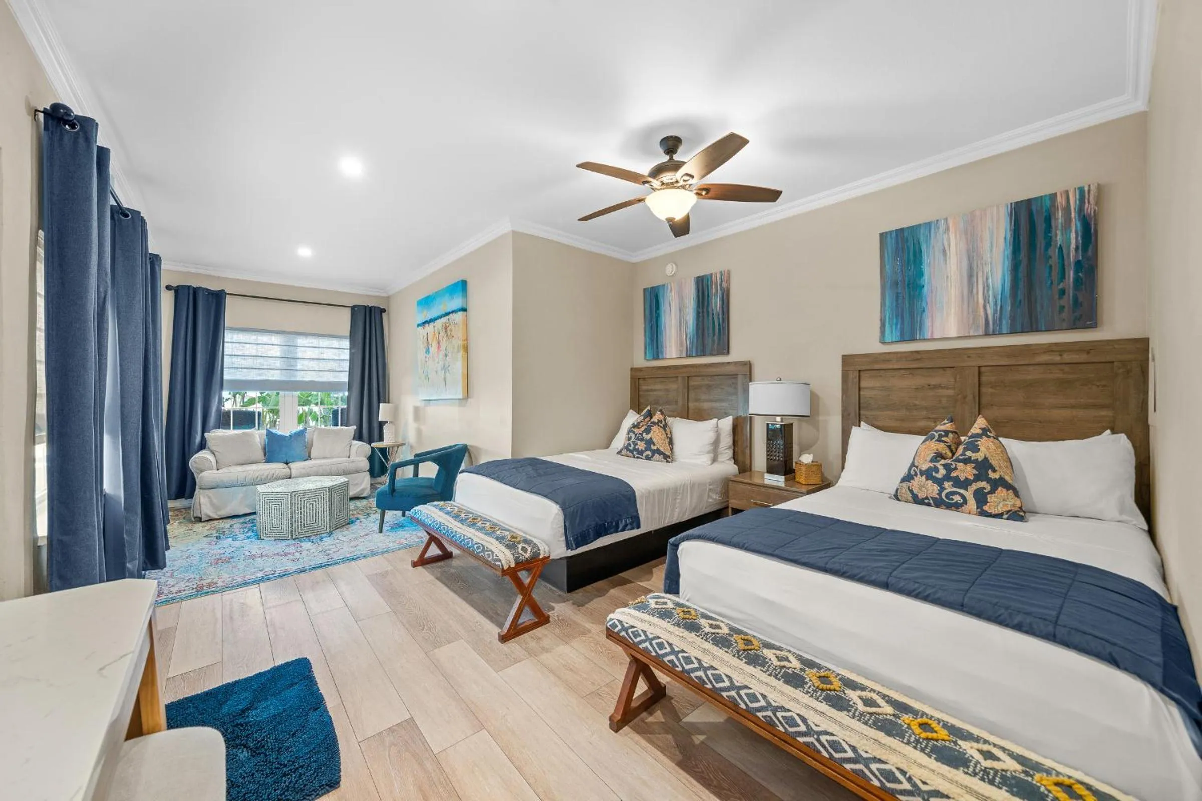 Bed in Bleu Beach Resort