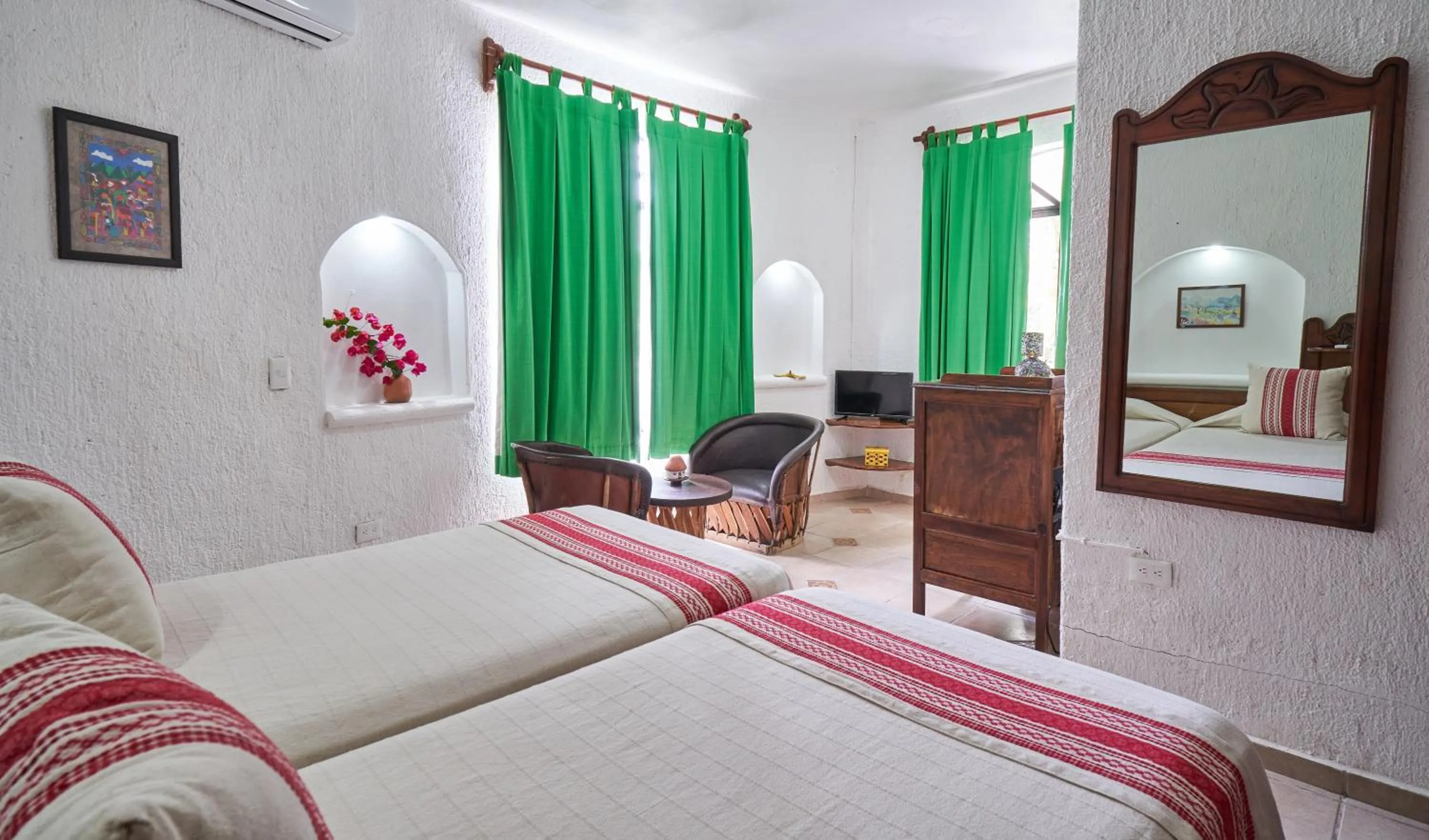 Photo of the whole room, Bed in Maison Tulum