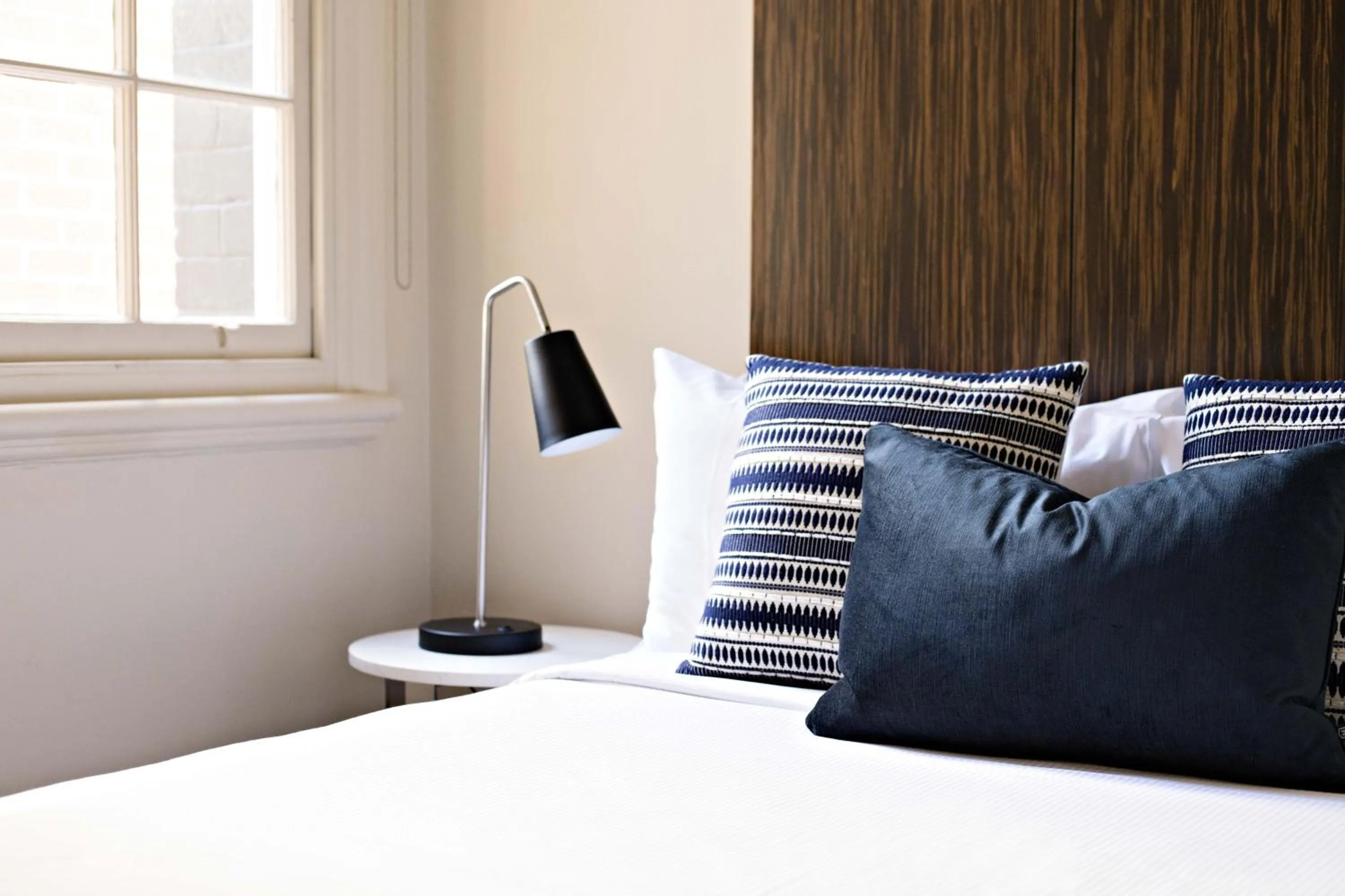 Small Double Room in The Bayswater Sydney