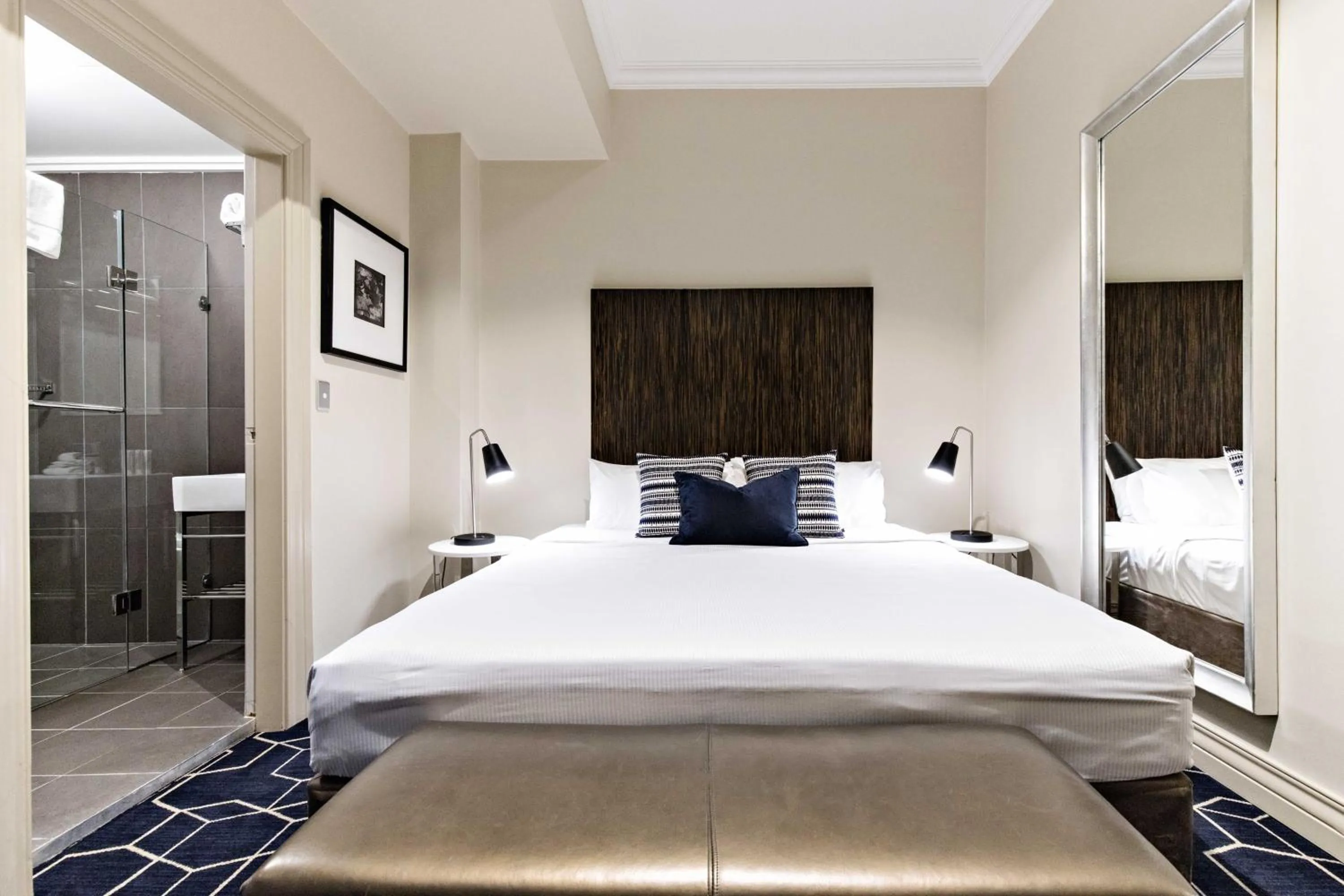 Standard King Room in The Bayswater Sydney