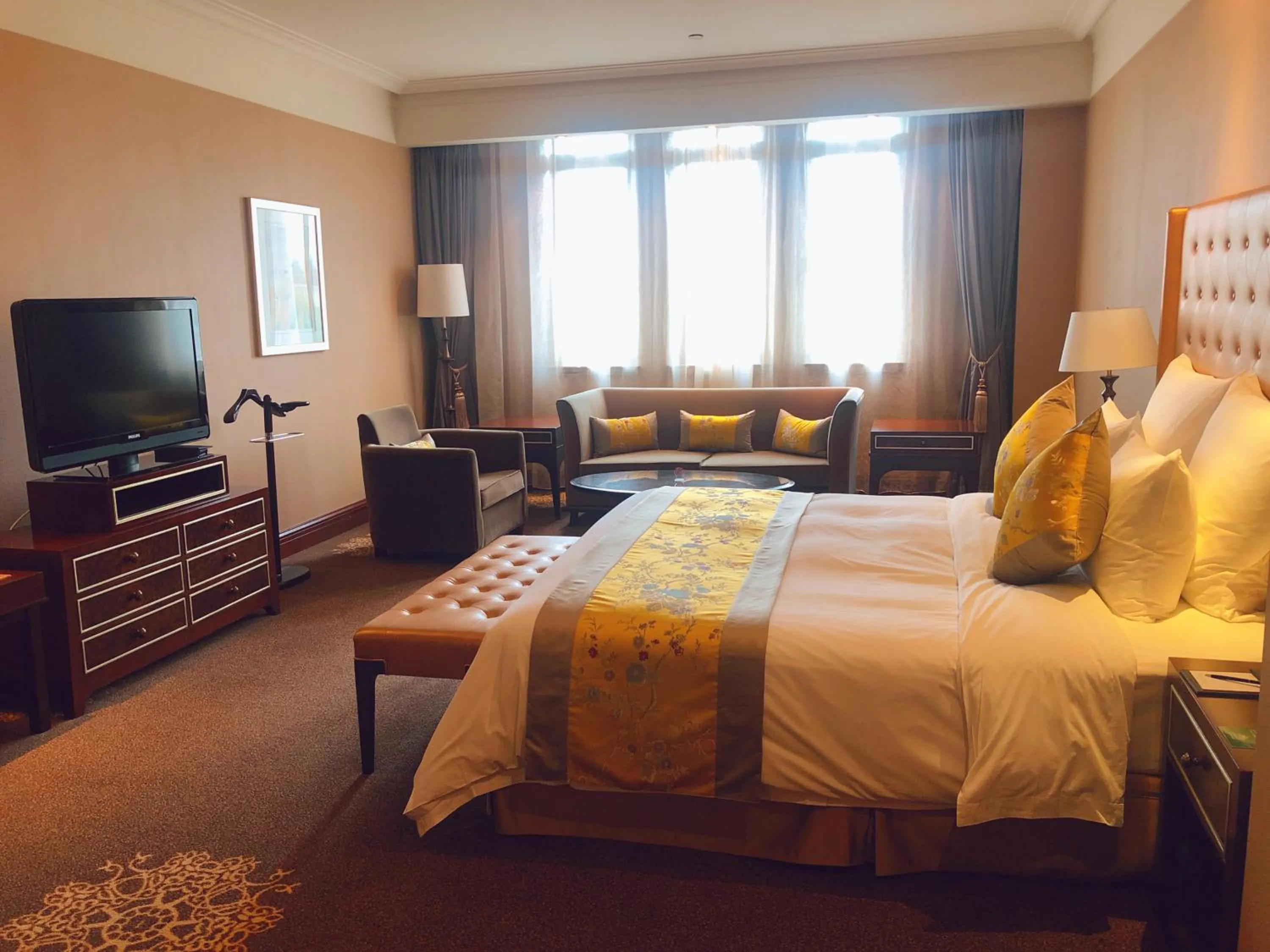 TV and multimedia, Bed in Shanghai Fenyang Garden Boutique Hotel