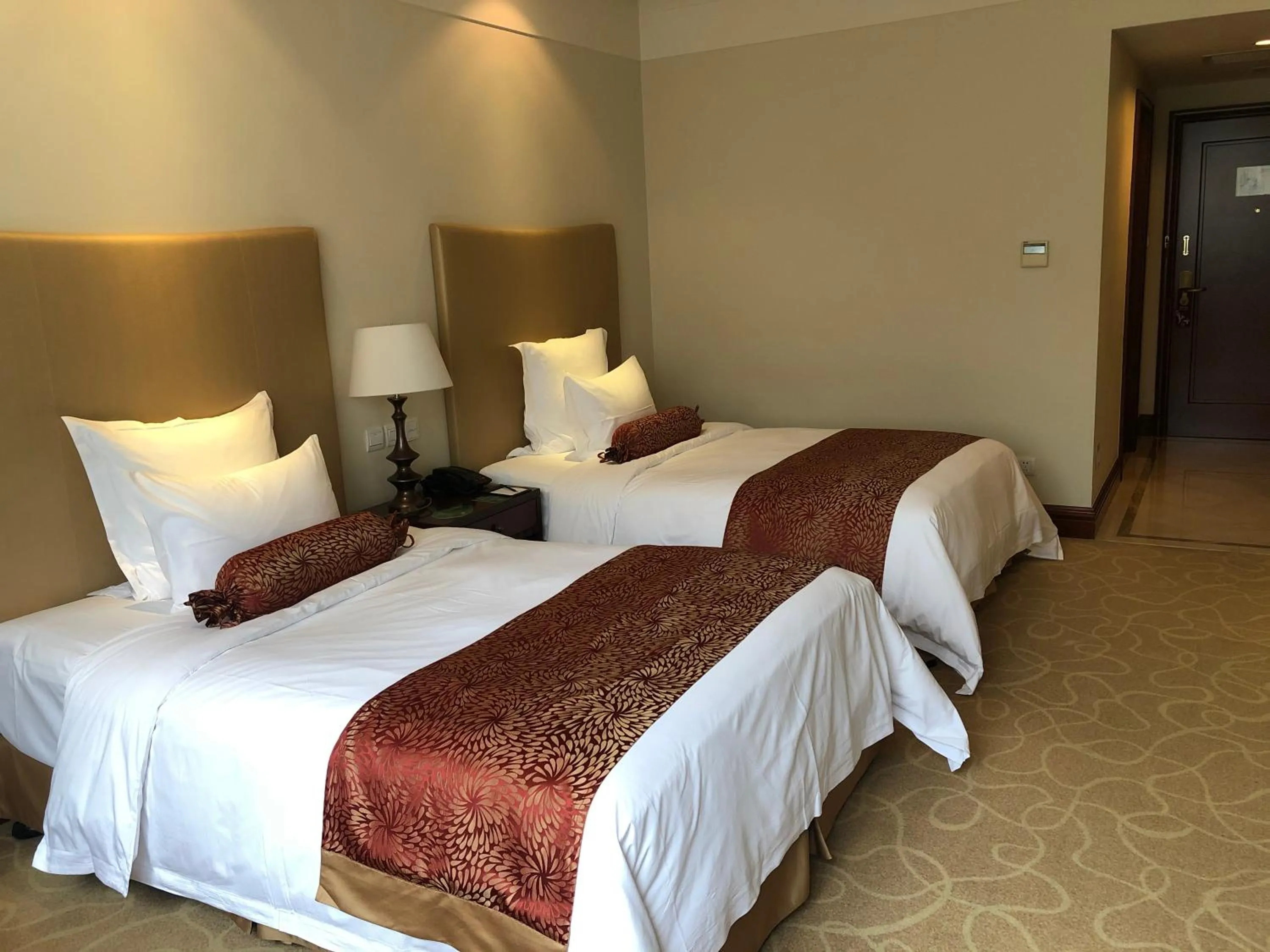 Bed in Shanghai Fenyang Garden Boutique Hotel