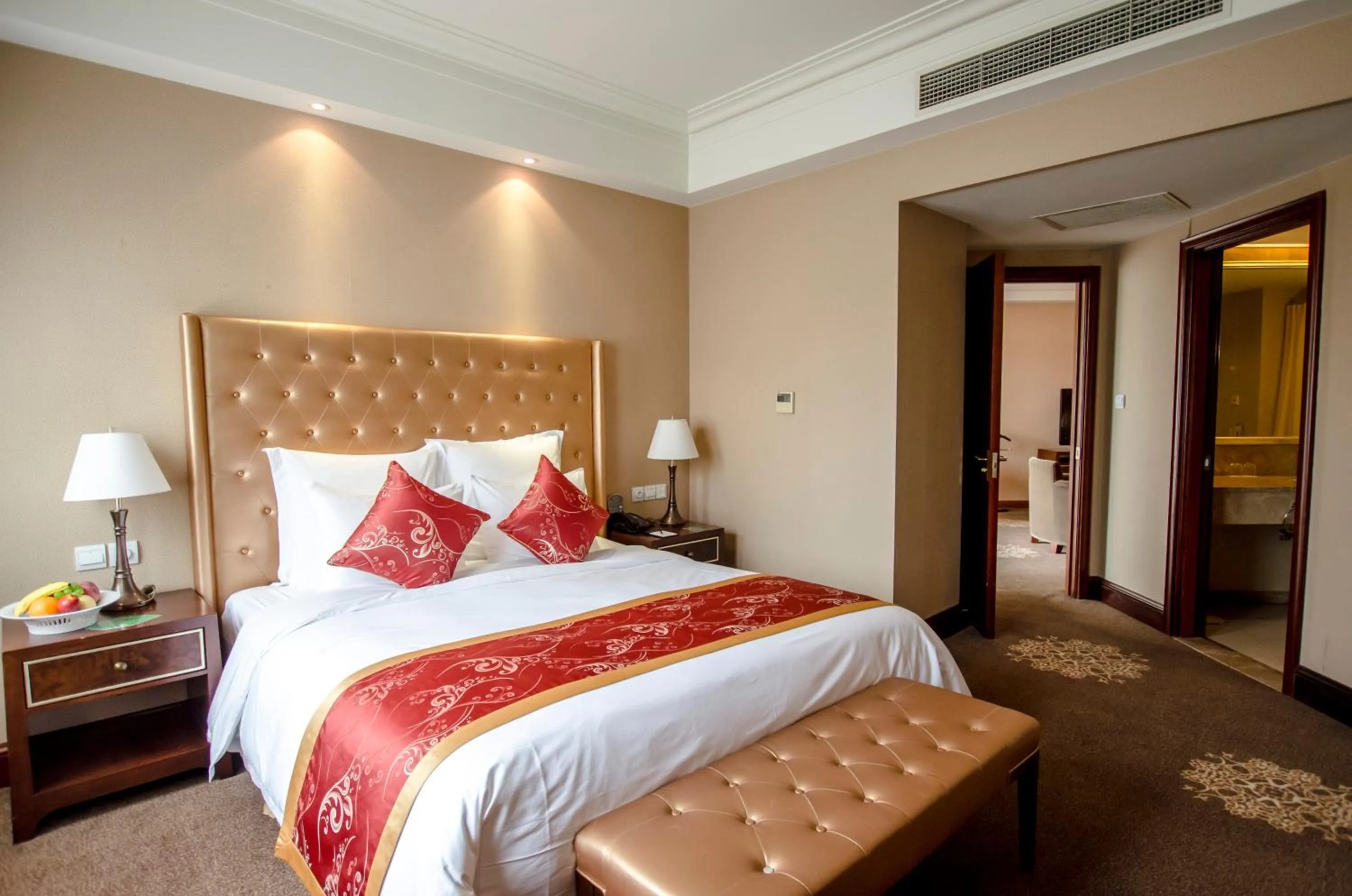 Bed in Shanghai Fenyang Garden Boutique Hotel