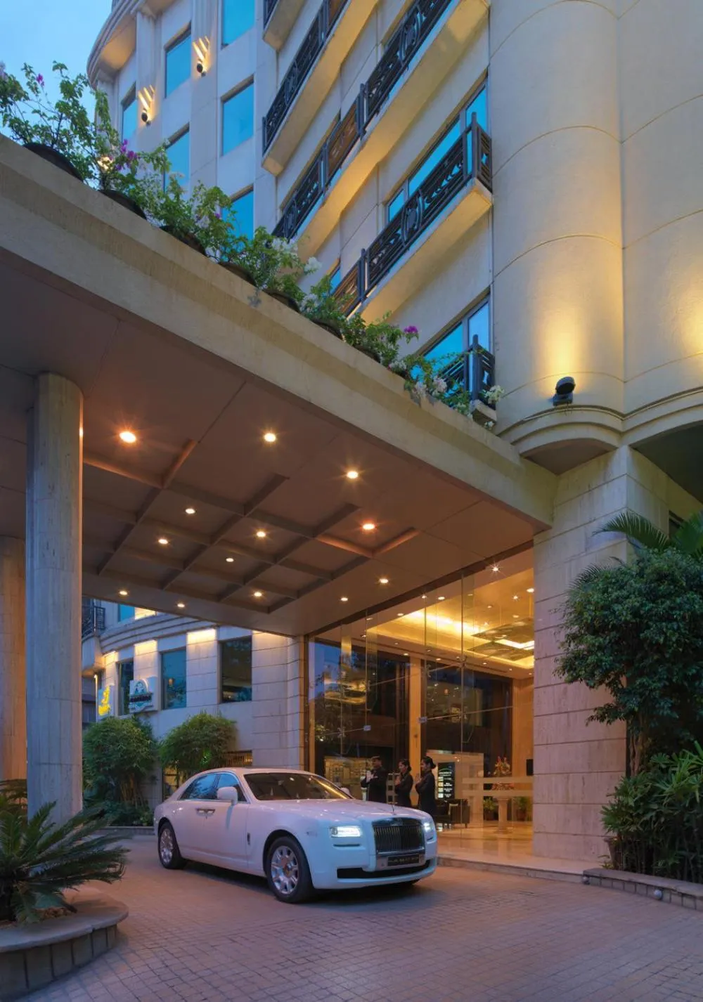 Property building in Goldfinch Hotel Bangalore