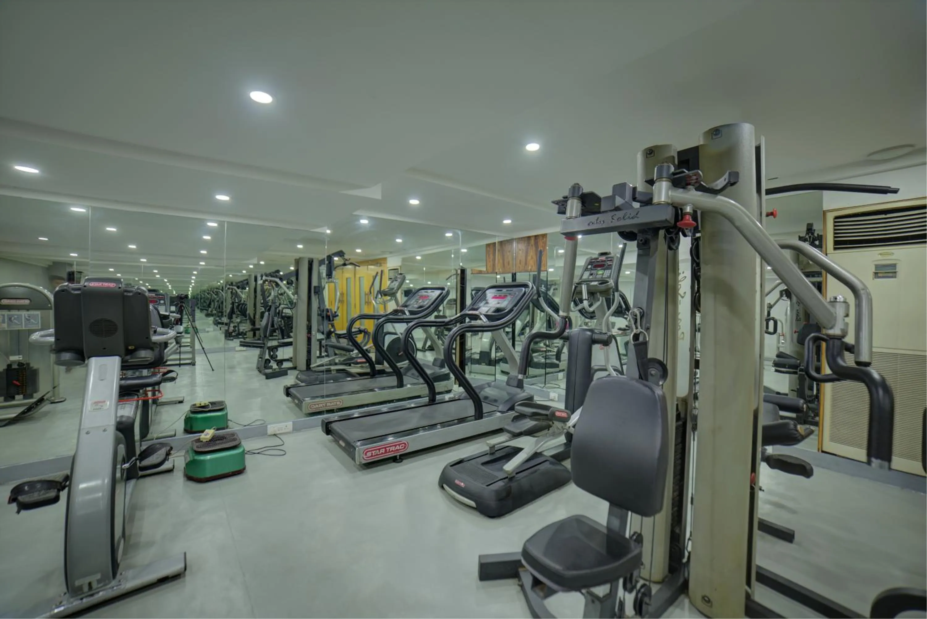 Fitness centre/facilities in Goldfinch Hotel Bangalore