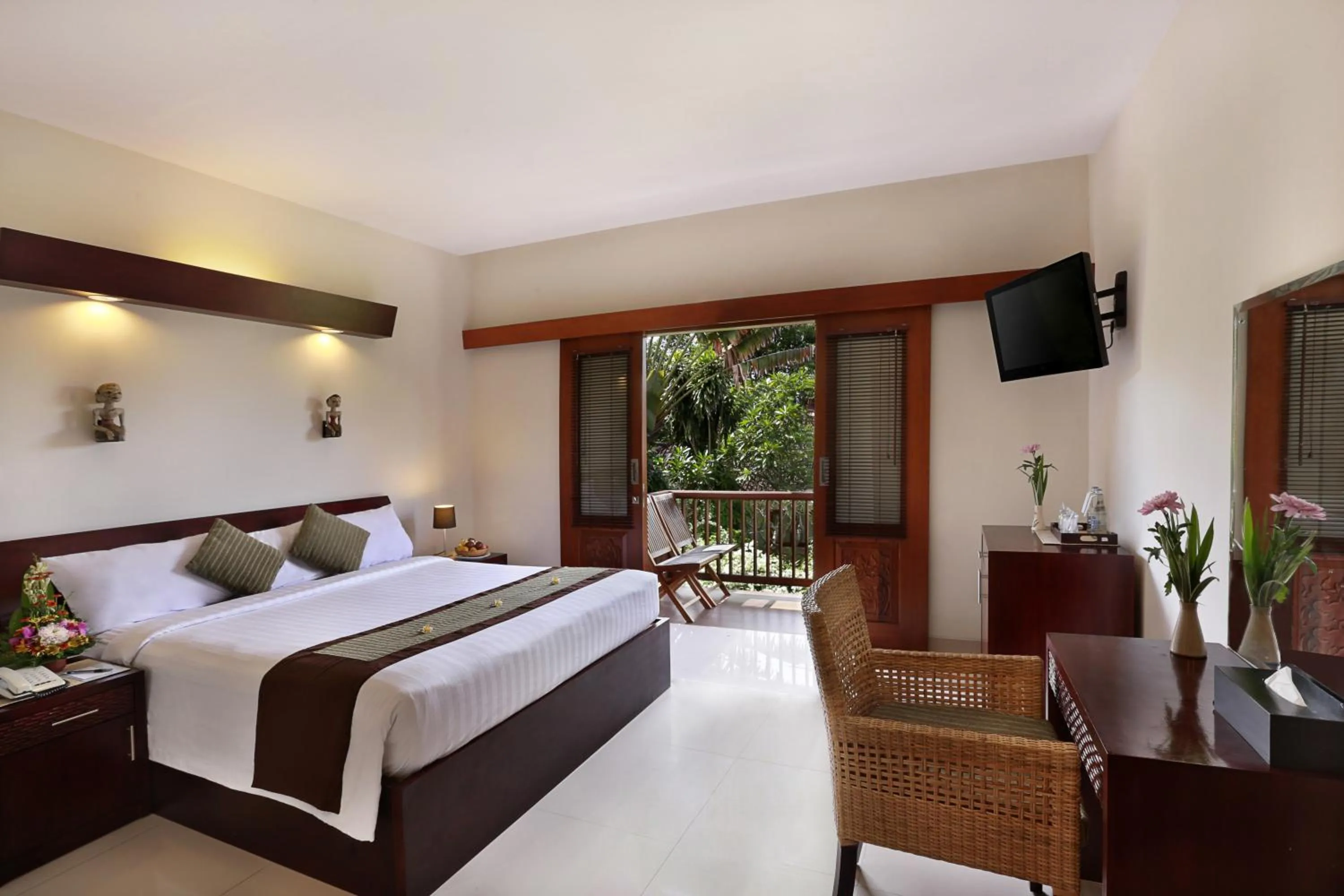 Bedroom, Bed in Respati Beach Hotel