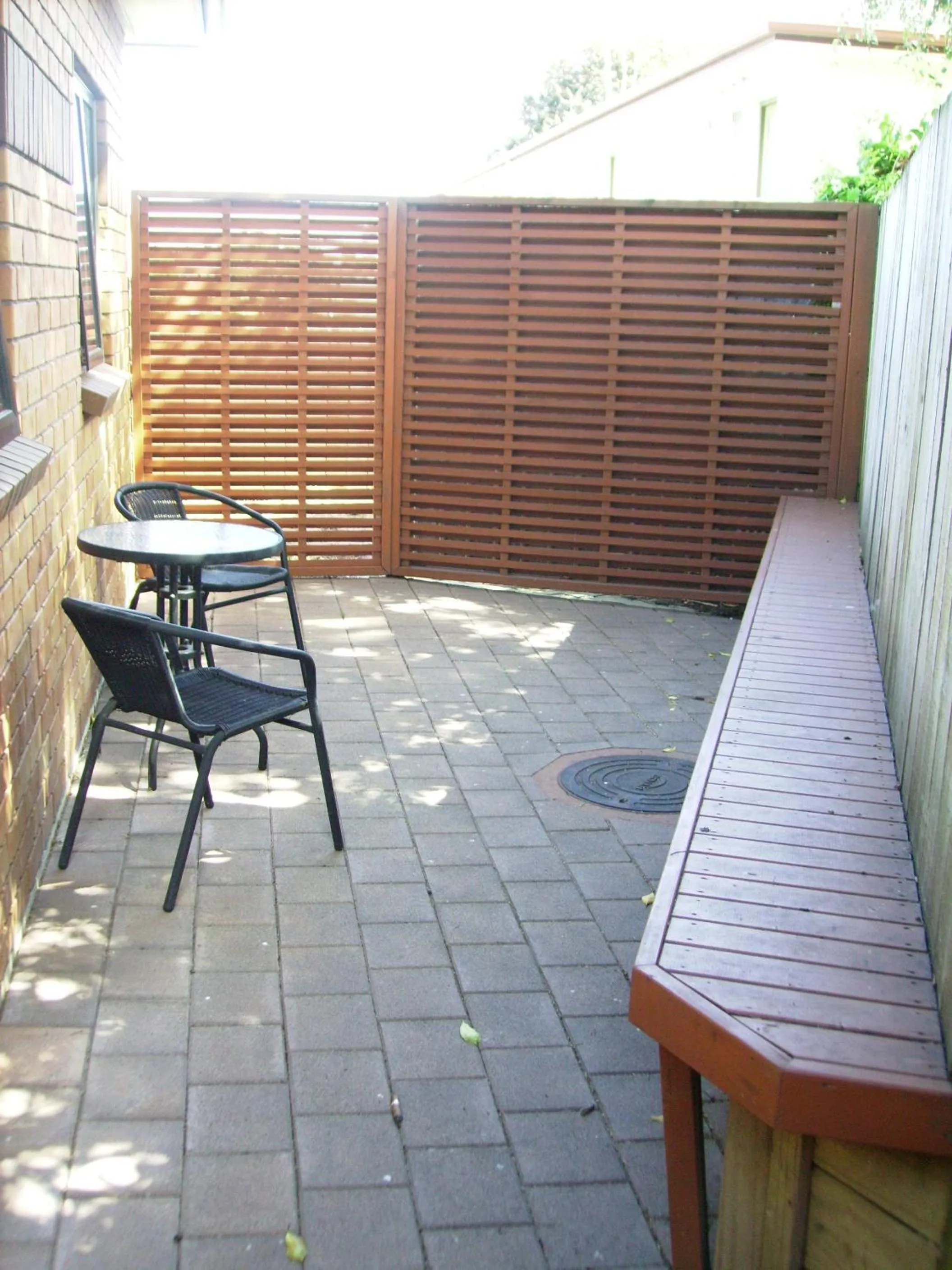 Decorative detail in Albert Court Motor Lodge