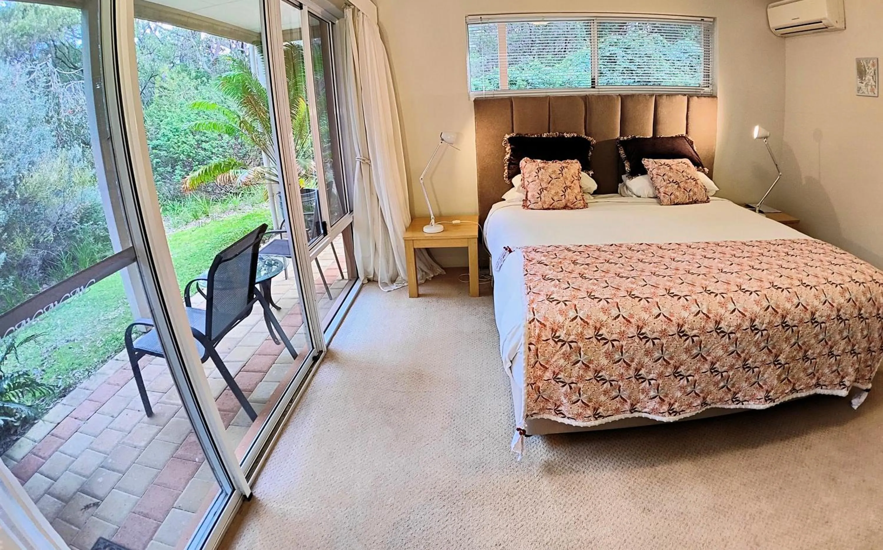 Bedroom, Bed in Margaret River Bed & Breakfast