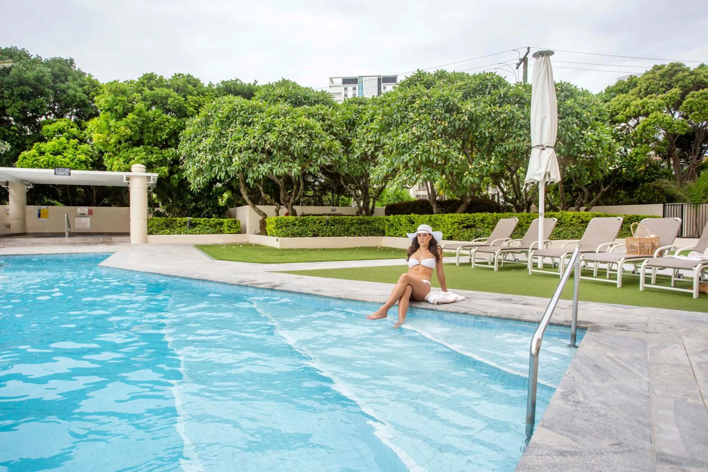 Day in Belle Maison Apartments - Official