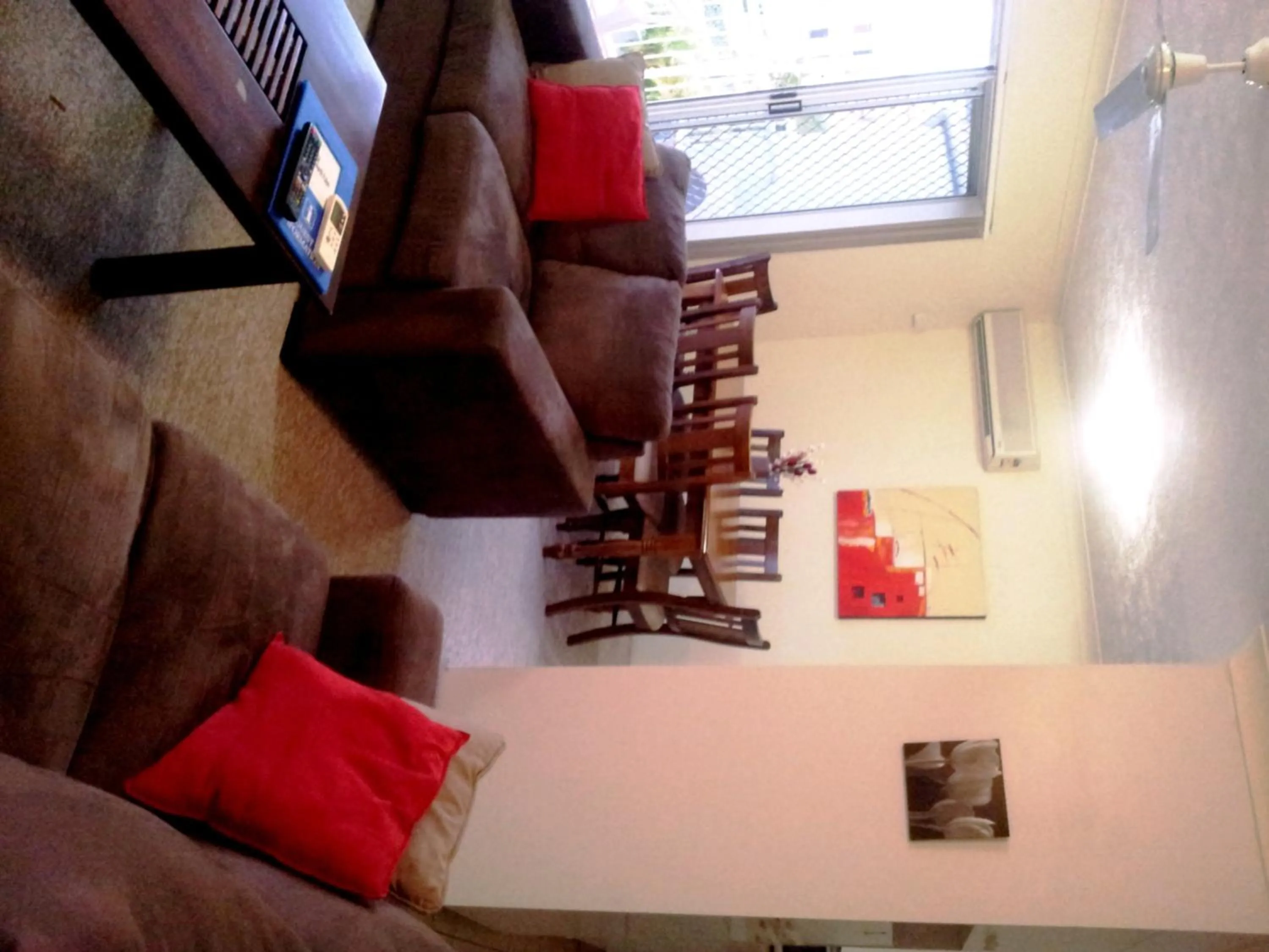 Dining area in Champelli Palms Apartments