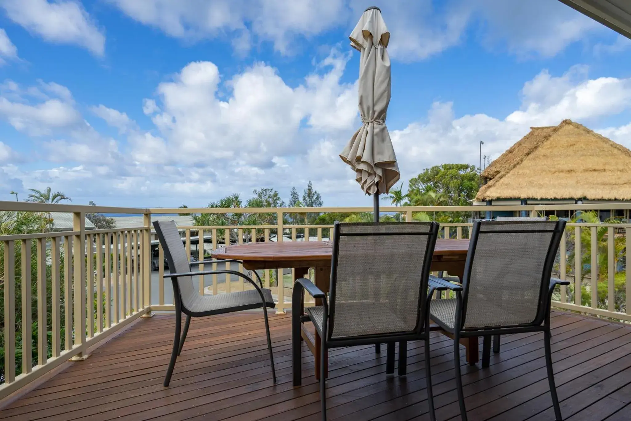 Three-Bedroom Villa with Ocean View in Pandanus Palms Holiday Resort Three-Bedroom Villa with Ocean View in Pandanus Palms Holiday Resort