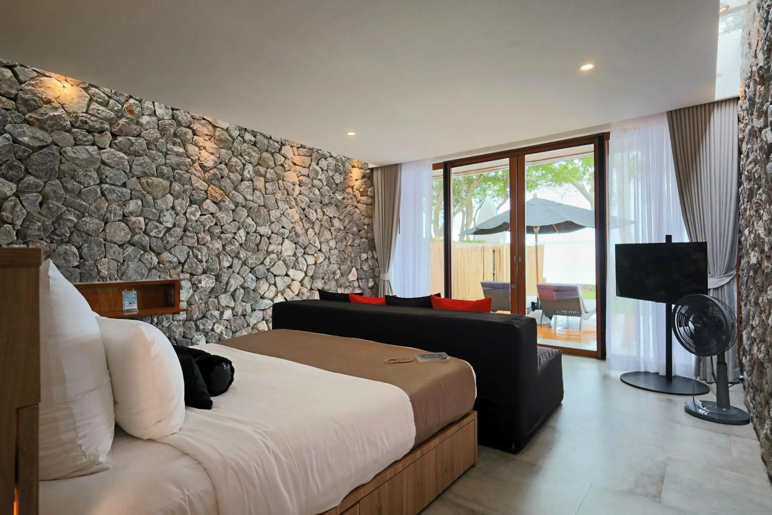 Bed in Tolani Resort Kui Buri