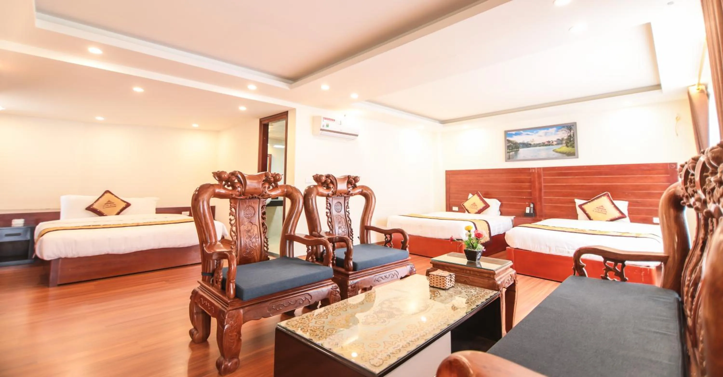 Bed in Sapa Lodge Hotel