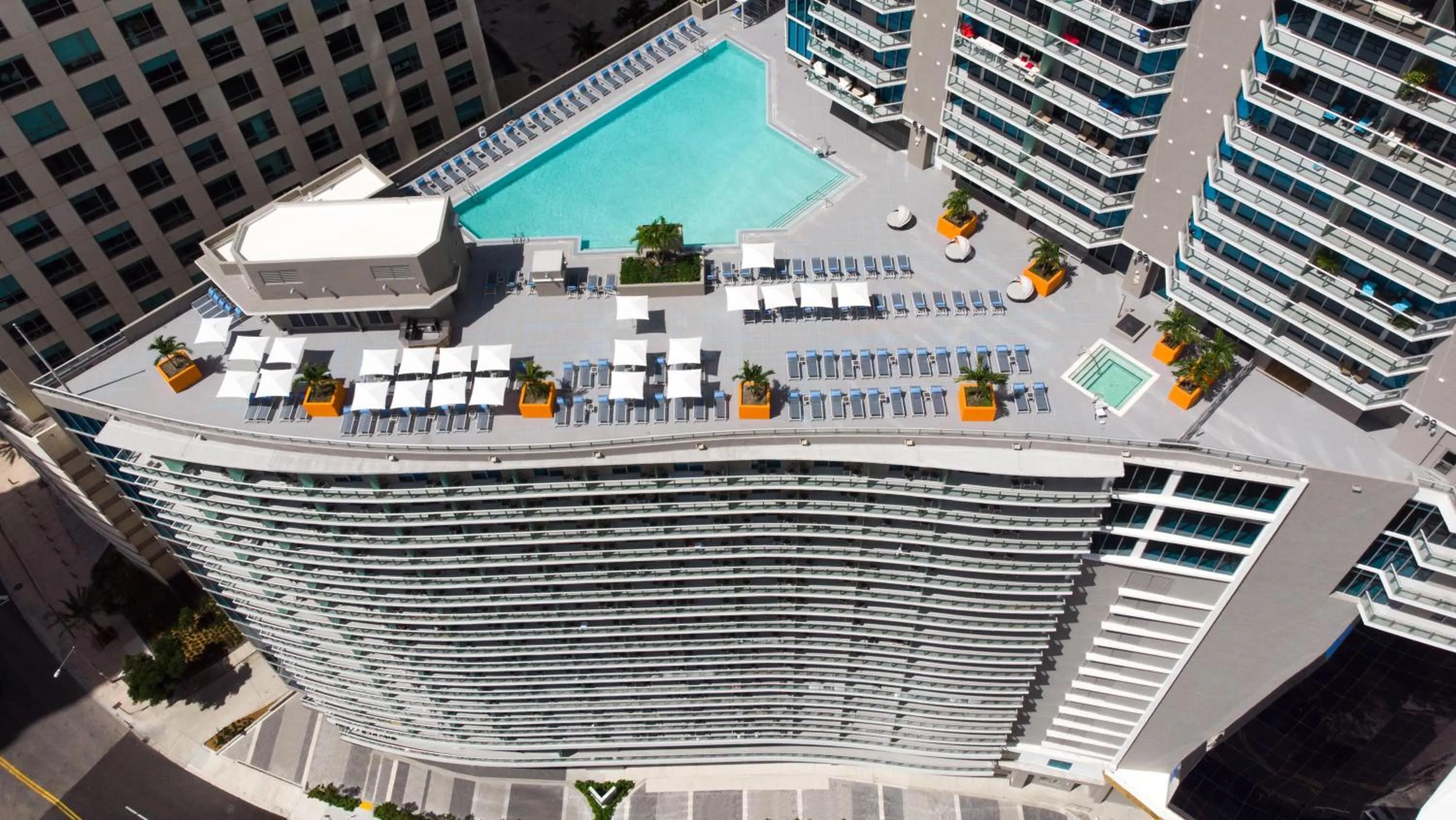 Swimming pool in Hyatt Centric Brickell Miami