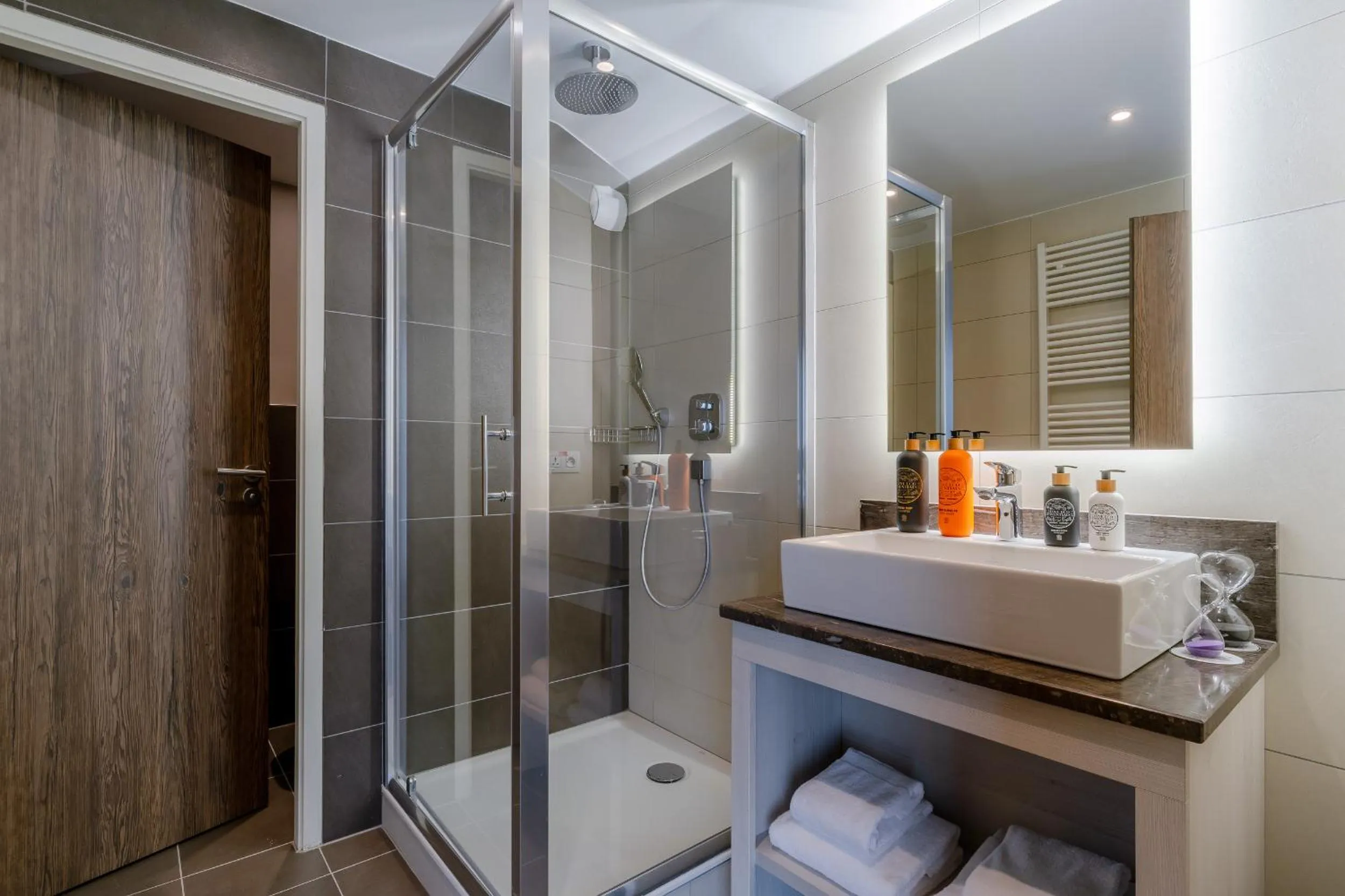 Shower in ILY Hotels & Spa La Rosiere