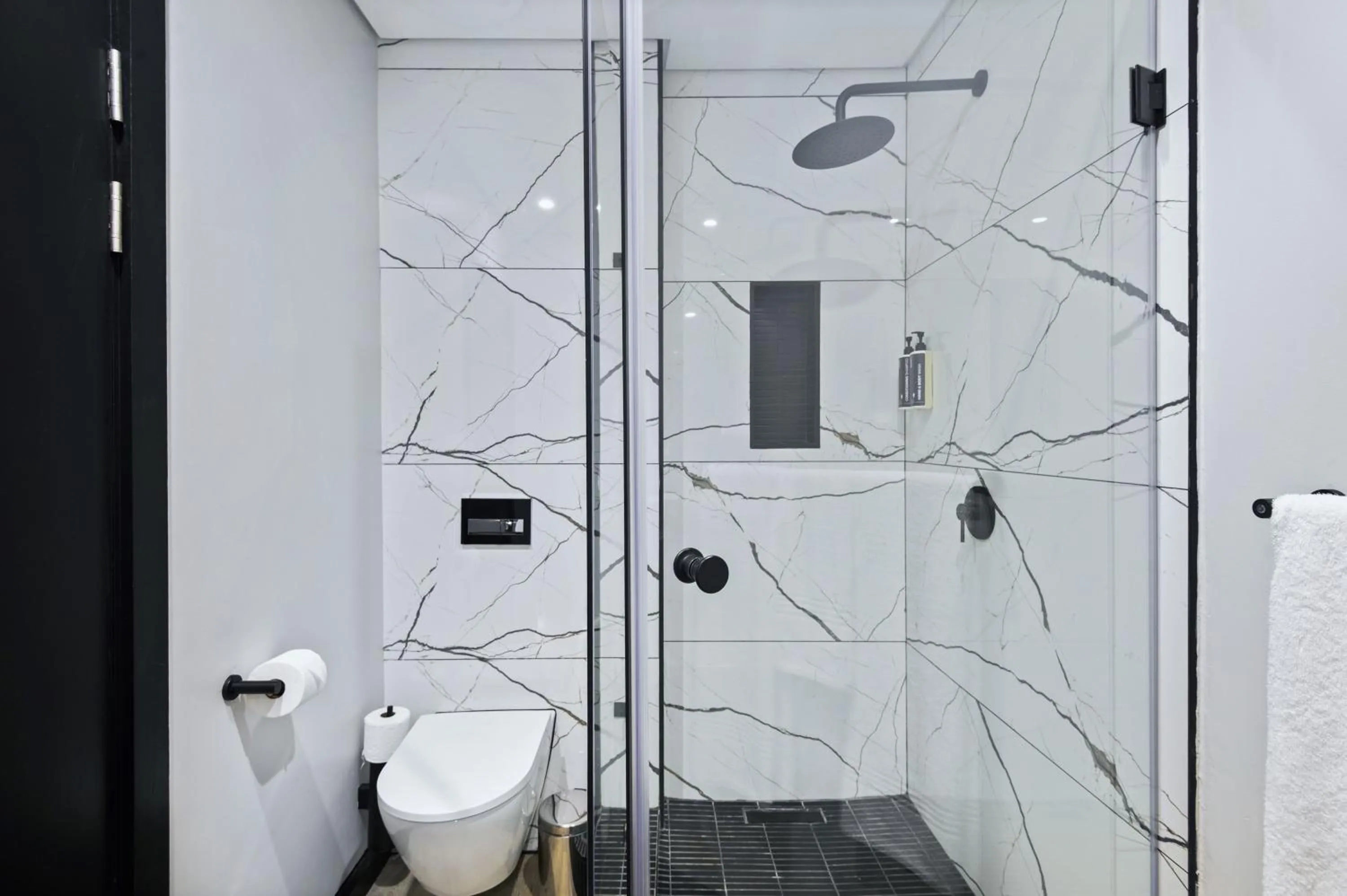 Shower in The Capital Pearls Hotel