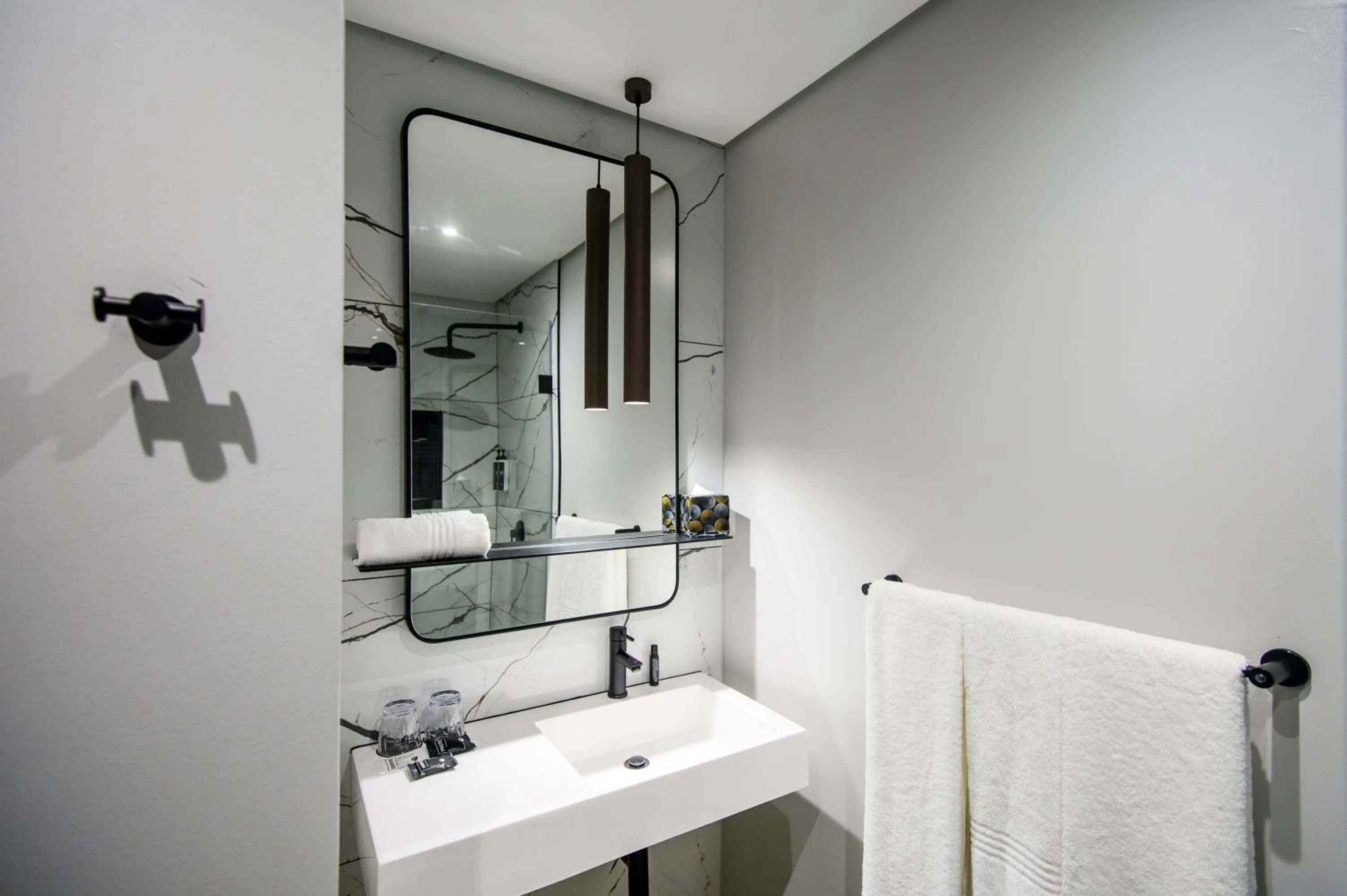 Bathroom in The Capital Pearls Hotel