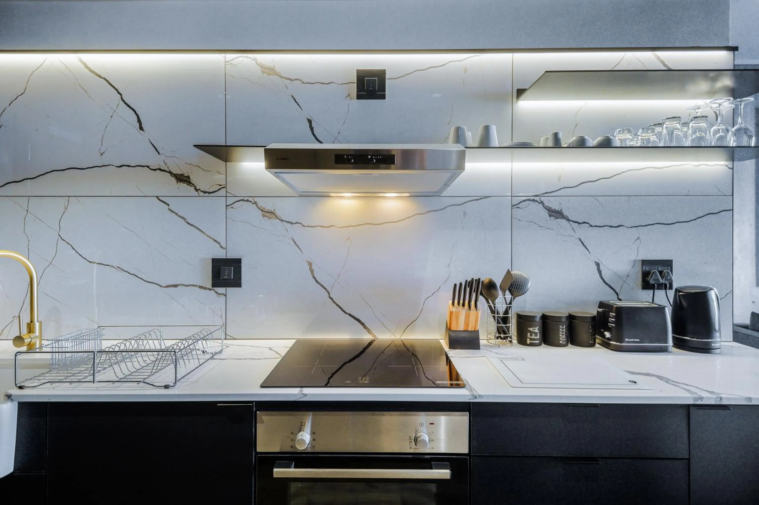 Coffee/tea facilities in The Capital Pearls Hotel