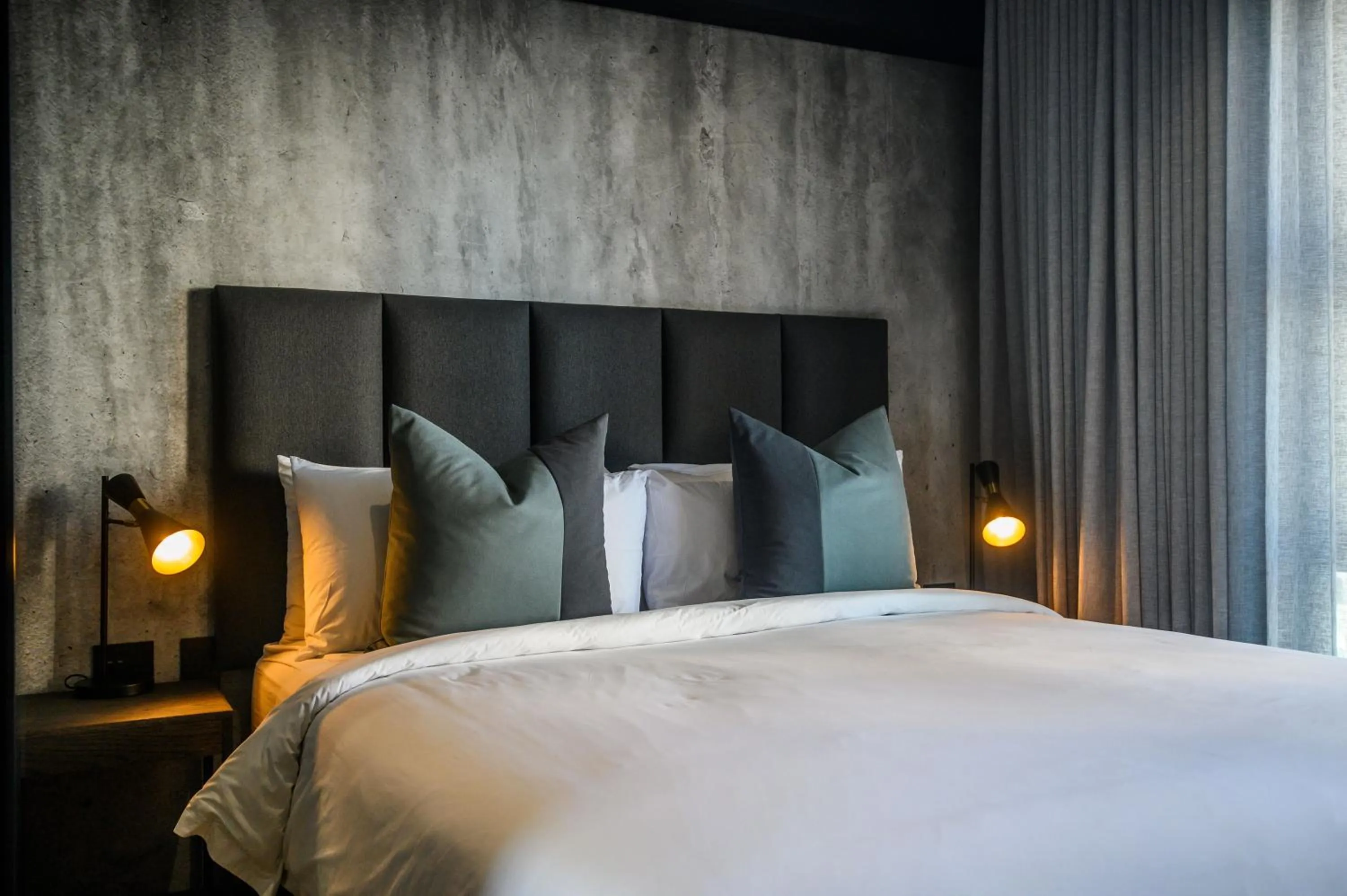 Bed in The Capital Pearls Hotel