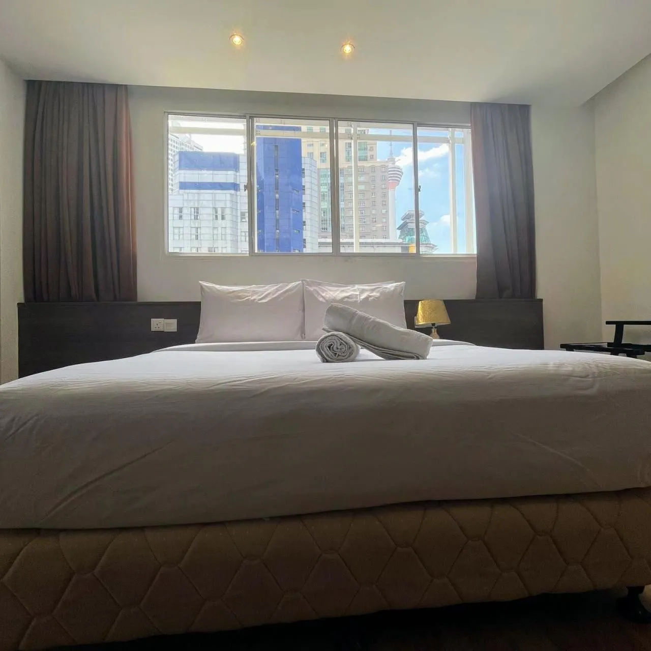 Bed in Frenz Hotel Kuala Lumpur