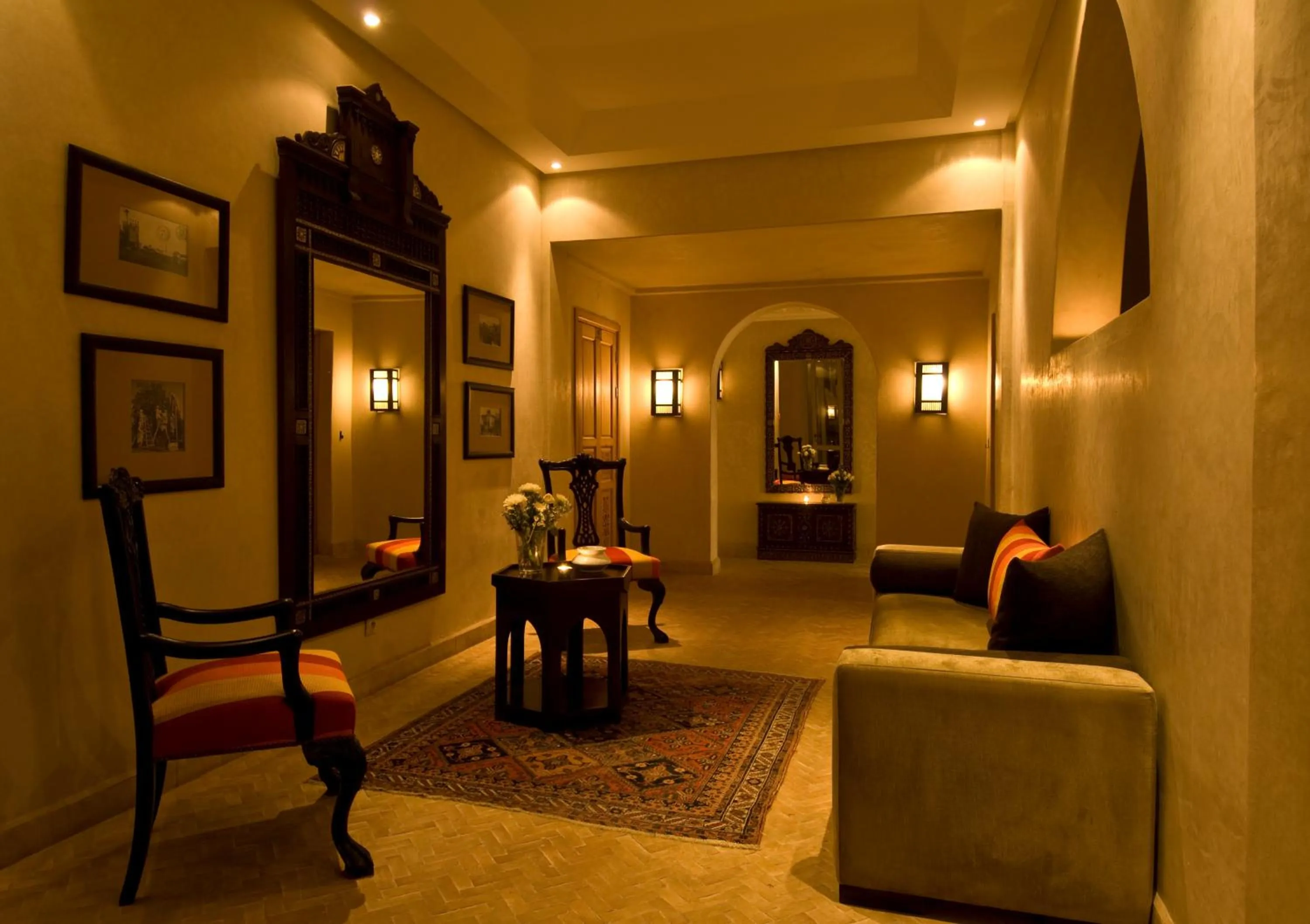 Patio in Le Riad Villa Blanche