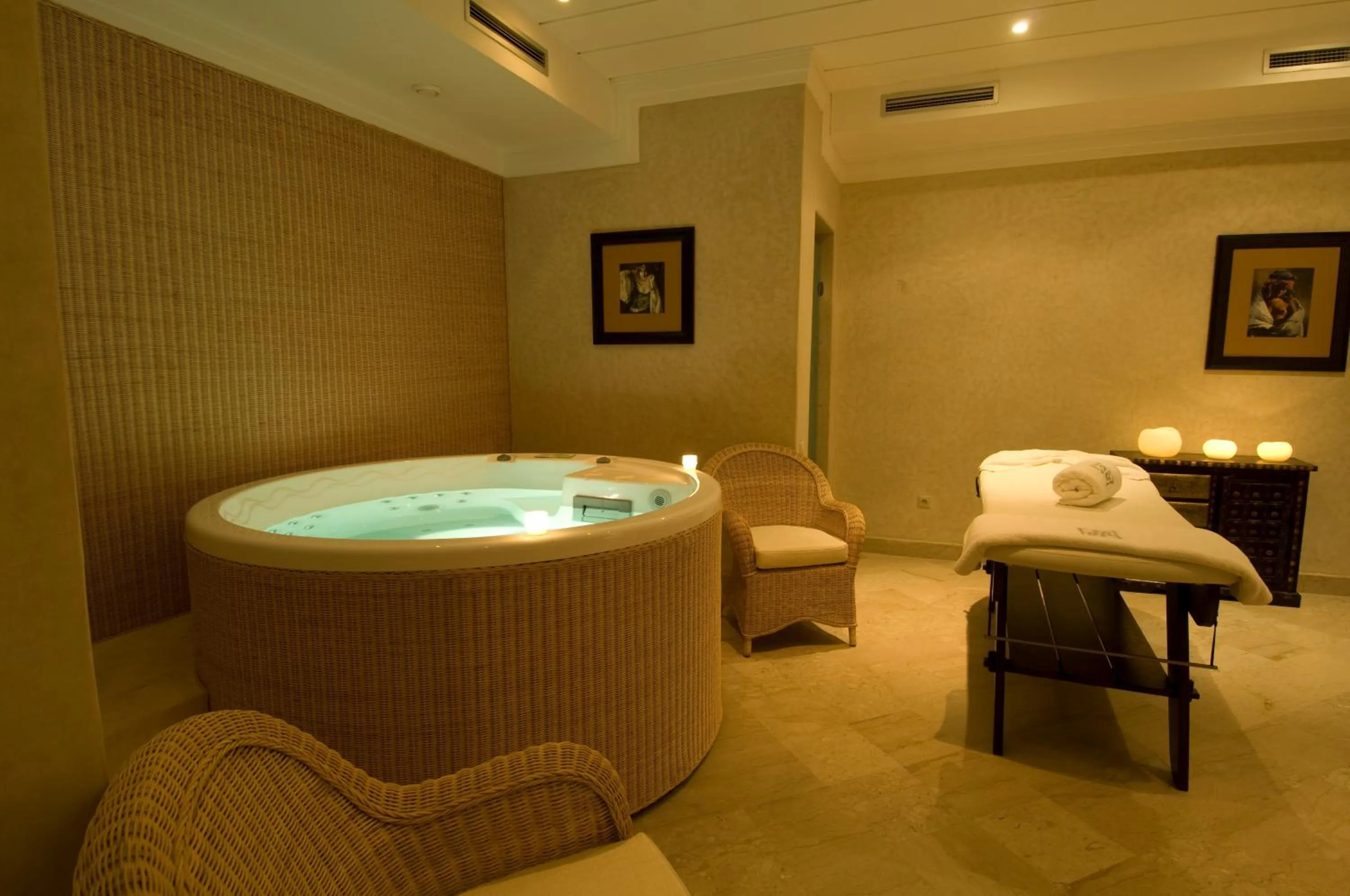 Spa and wellness centre/facilities in Le Riad Villa Blanche