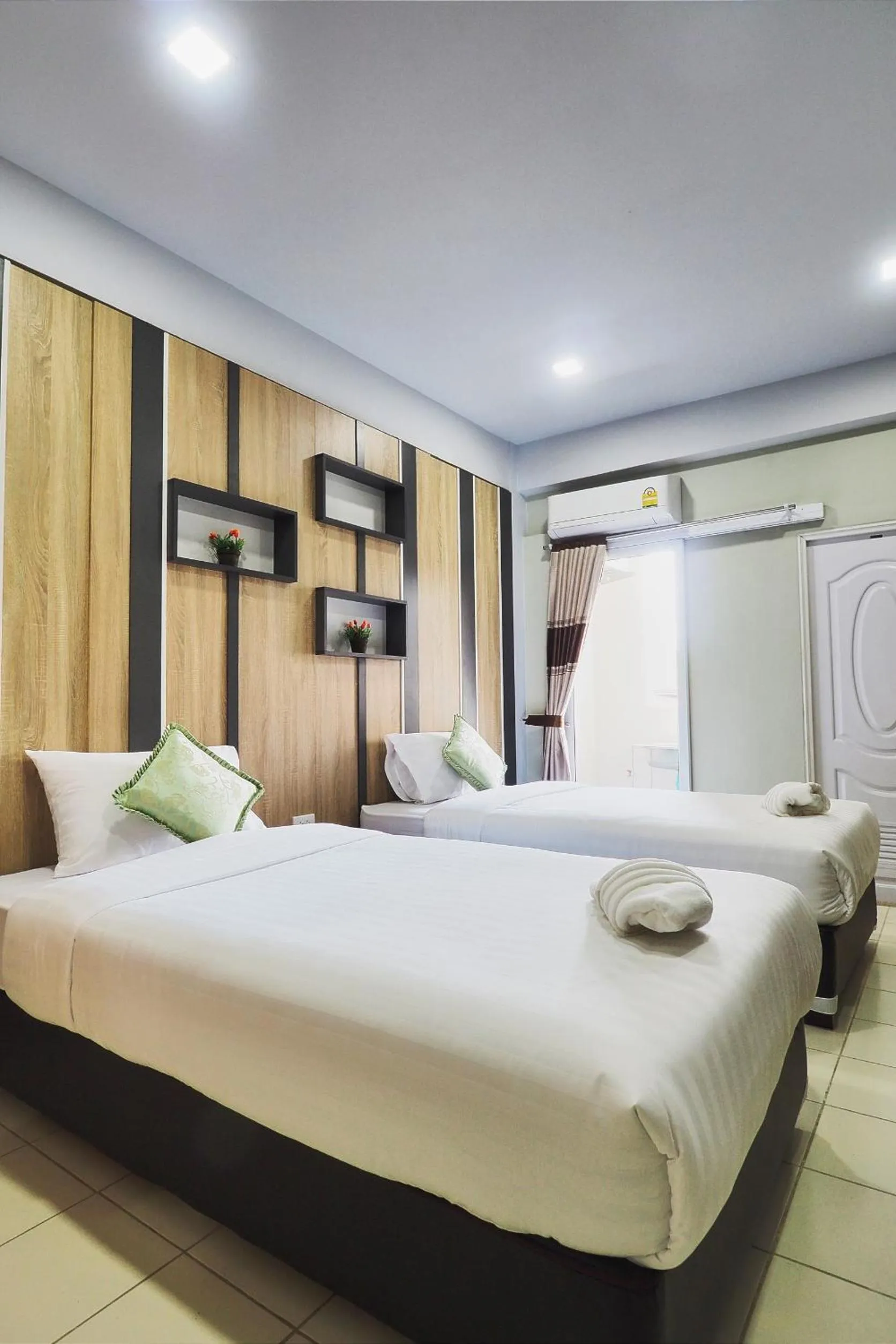 Bedroom, Bed in Supreme Place SHA Plus