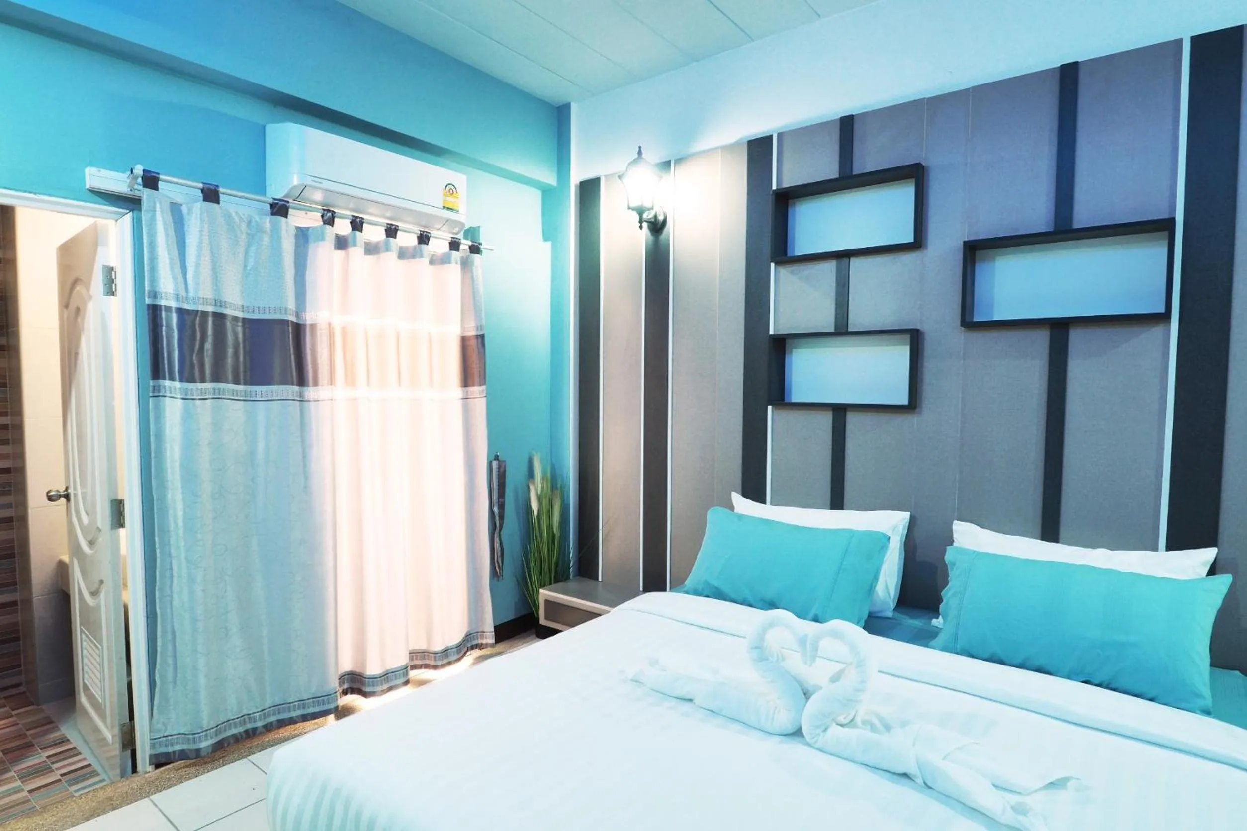 Bedroom, Bed in Supreme Place SHA Plus