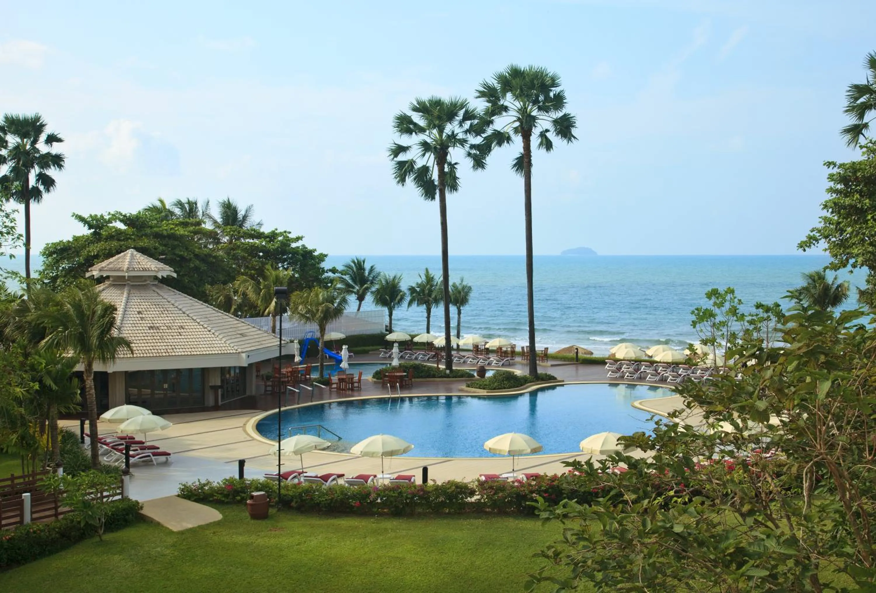 Bird's eye view in Novotel Rayong Rim Pae Resort