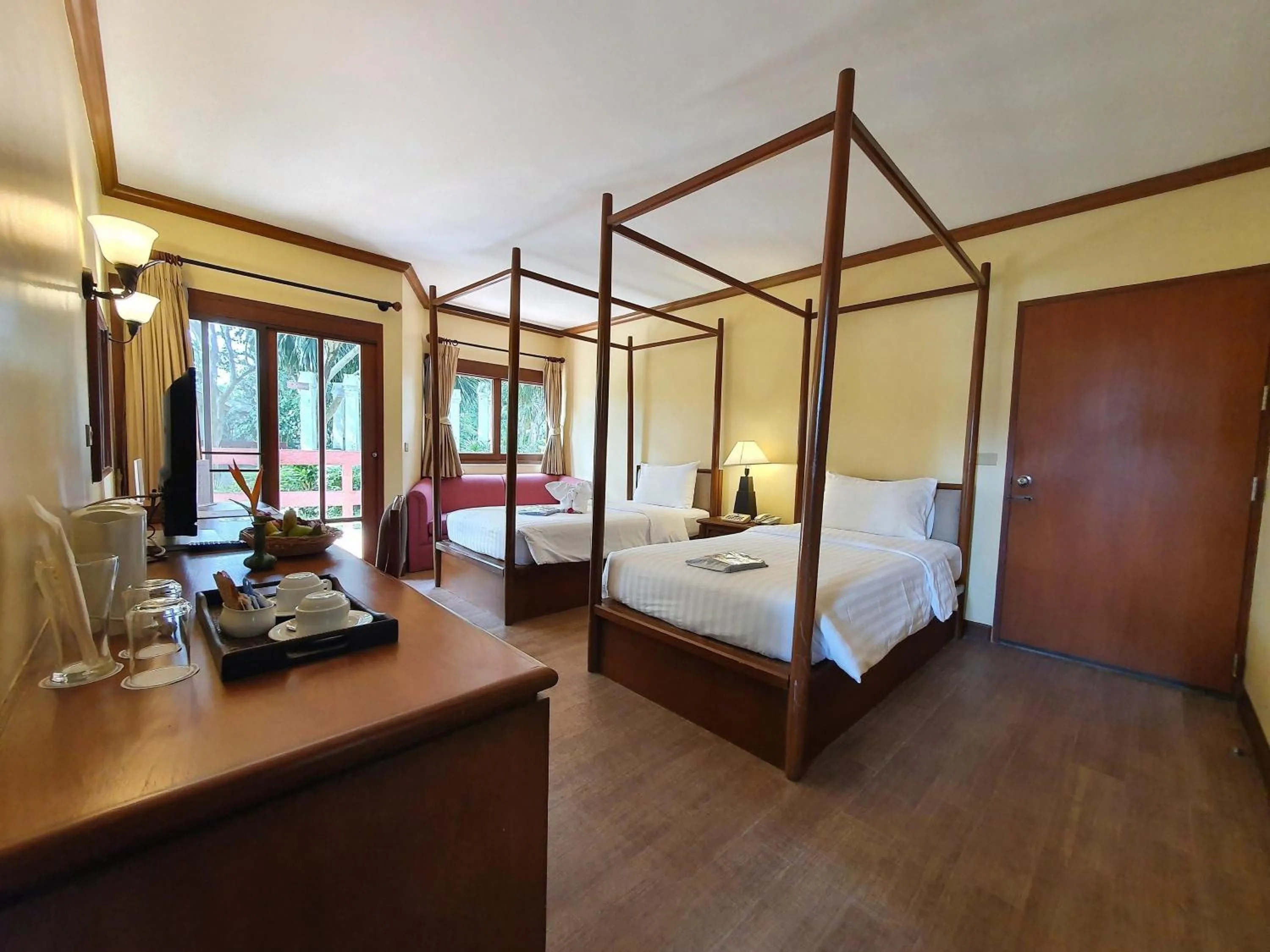 Bedroom, Bed in Novotel Rayong Rim Pae Resort