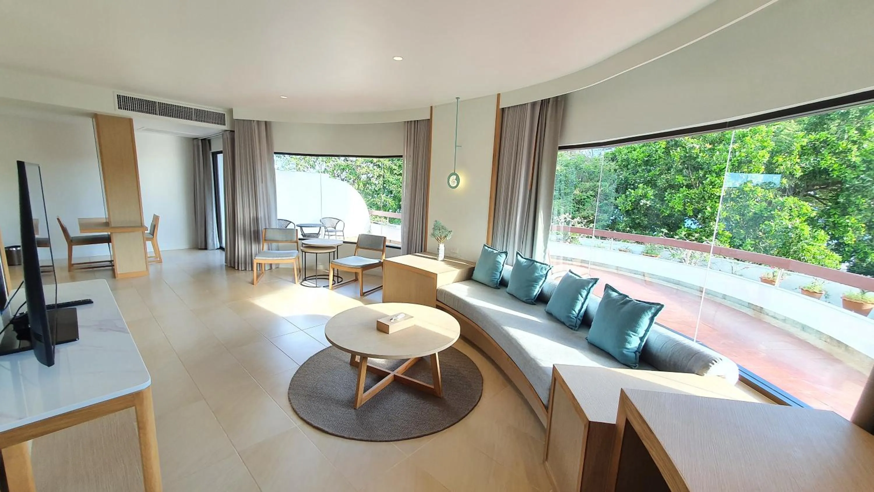 Living room in Novotel Rayong Rim Pae Resort