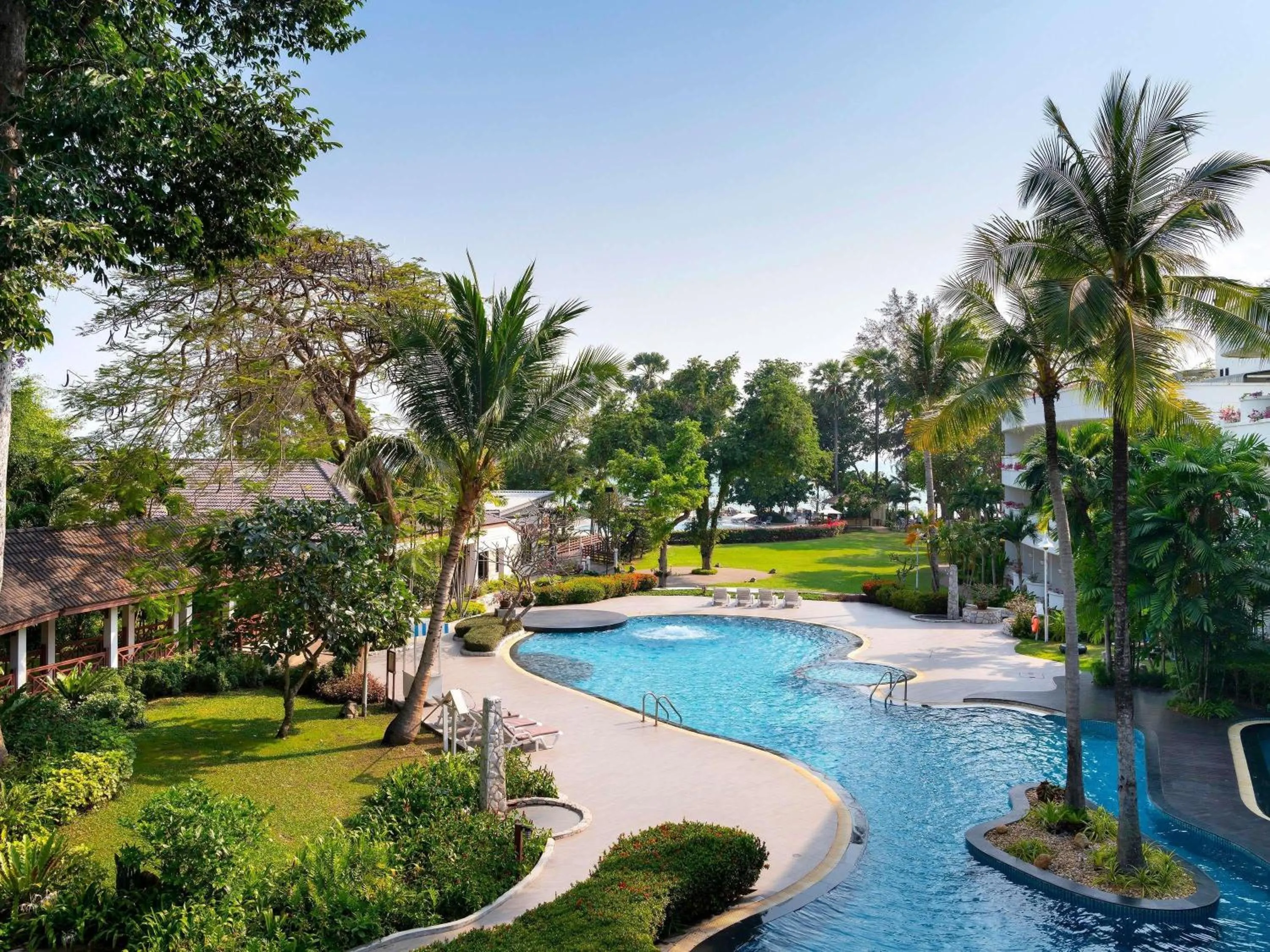 Property building in Novotel Rayong Rim Pae Resort