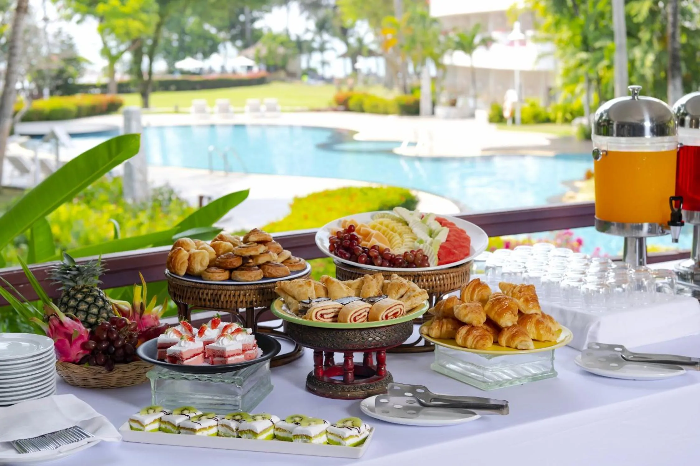 Food in Novotel Rayong Rim Pae Resort