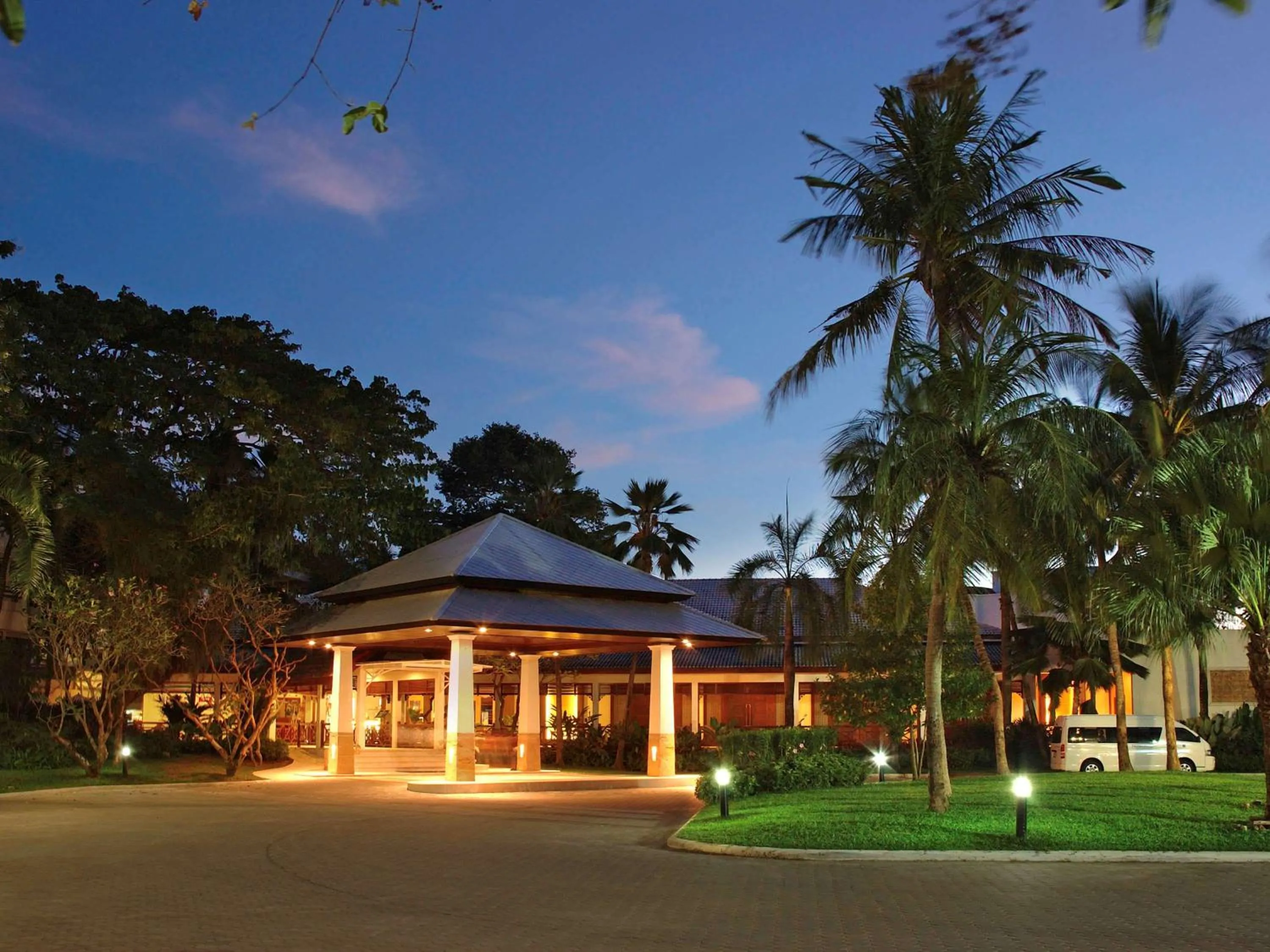 Property building in Novotel Rayong Rim Pae Resort