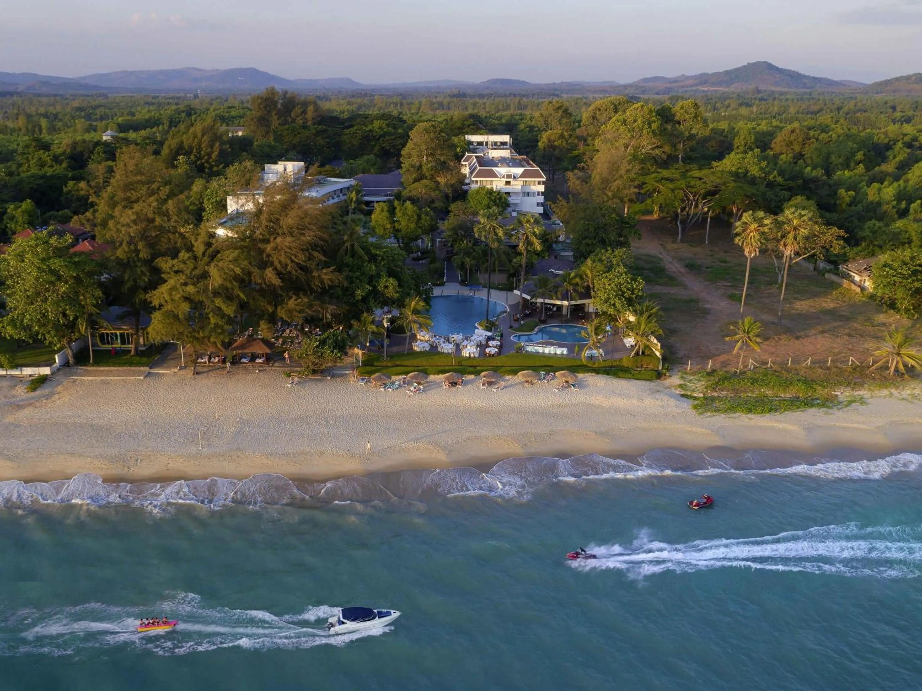 Property building in Novotel Rayong Rim Pae Resort