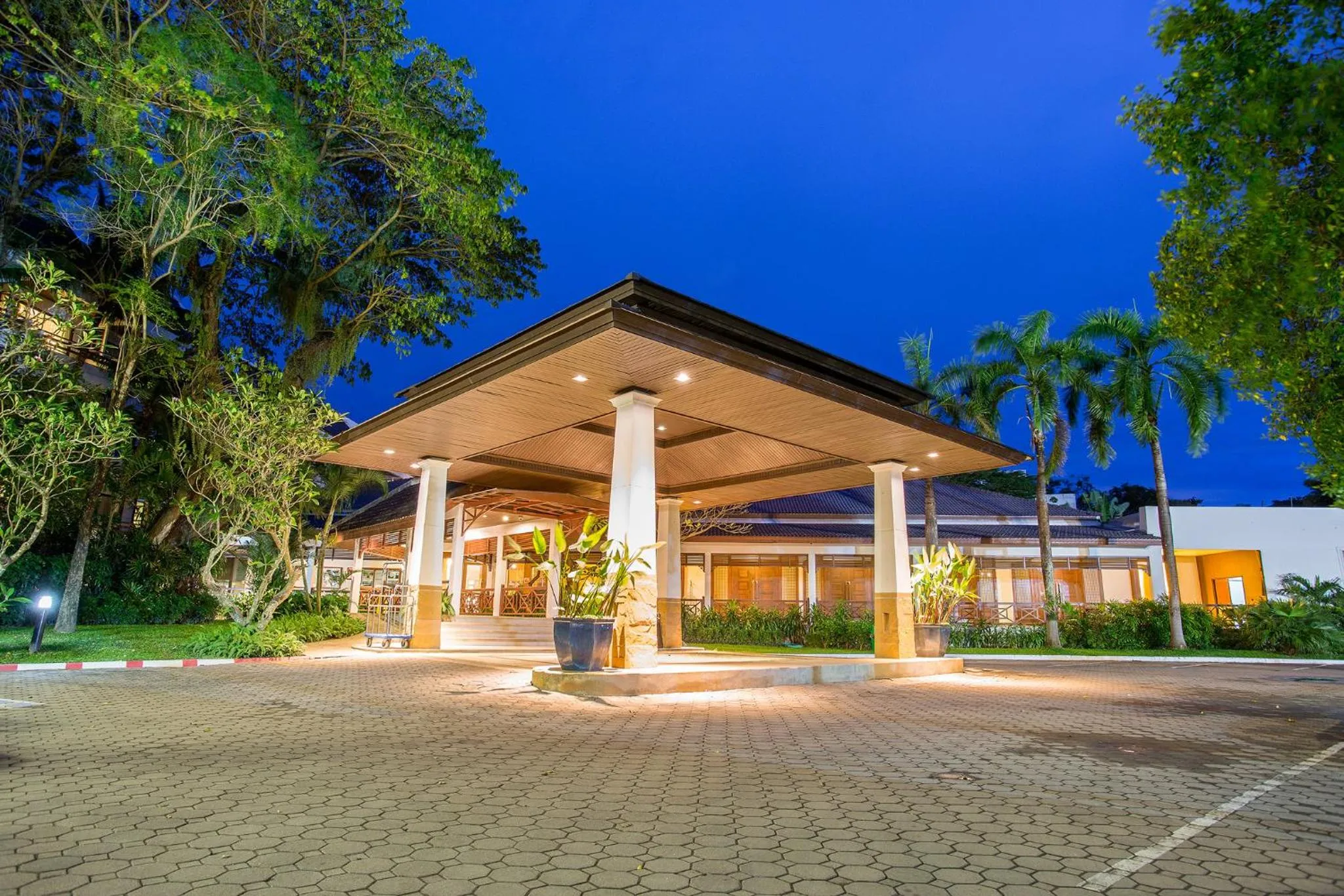 Property building in Novotel Rayong Rim Pae Resort