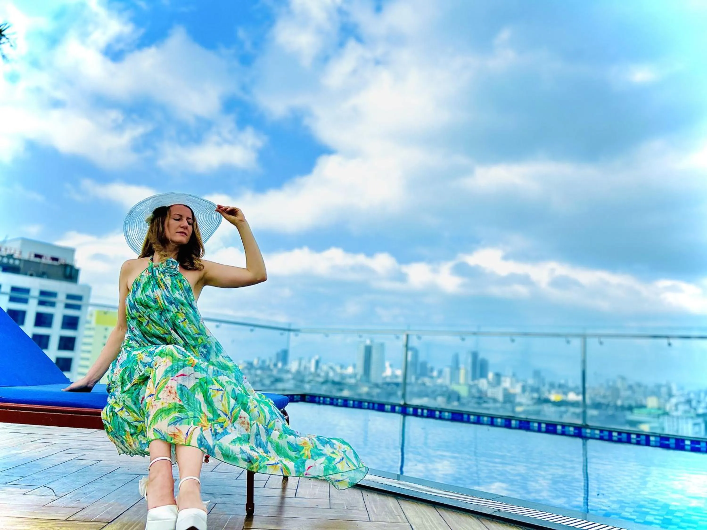 Swimming pool in Ritzy Boutique Hotel Da Nang Beach