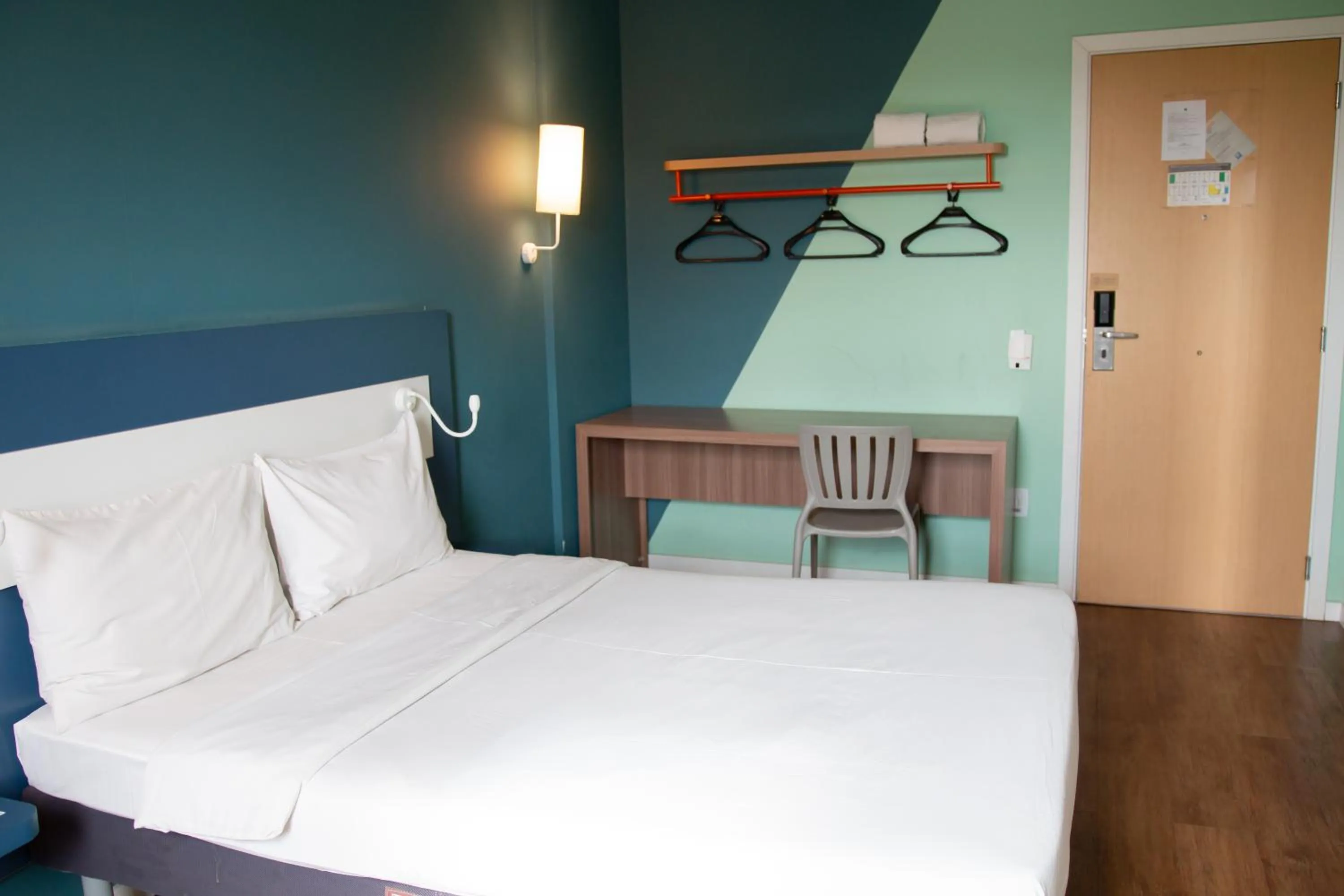 Bed in ibis budget Muriae