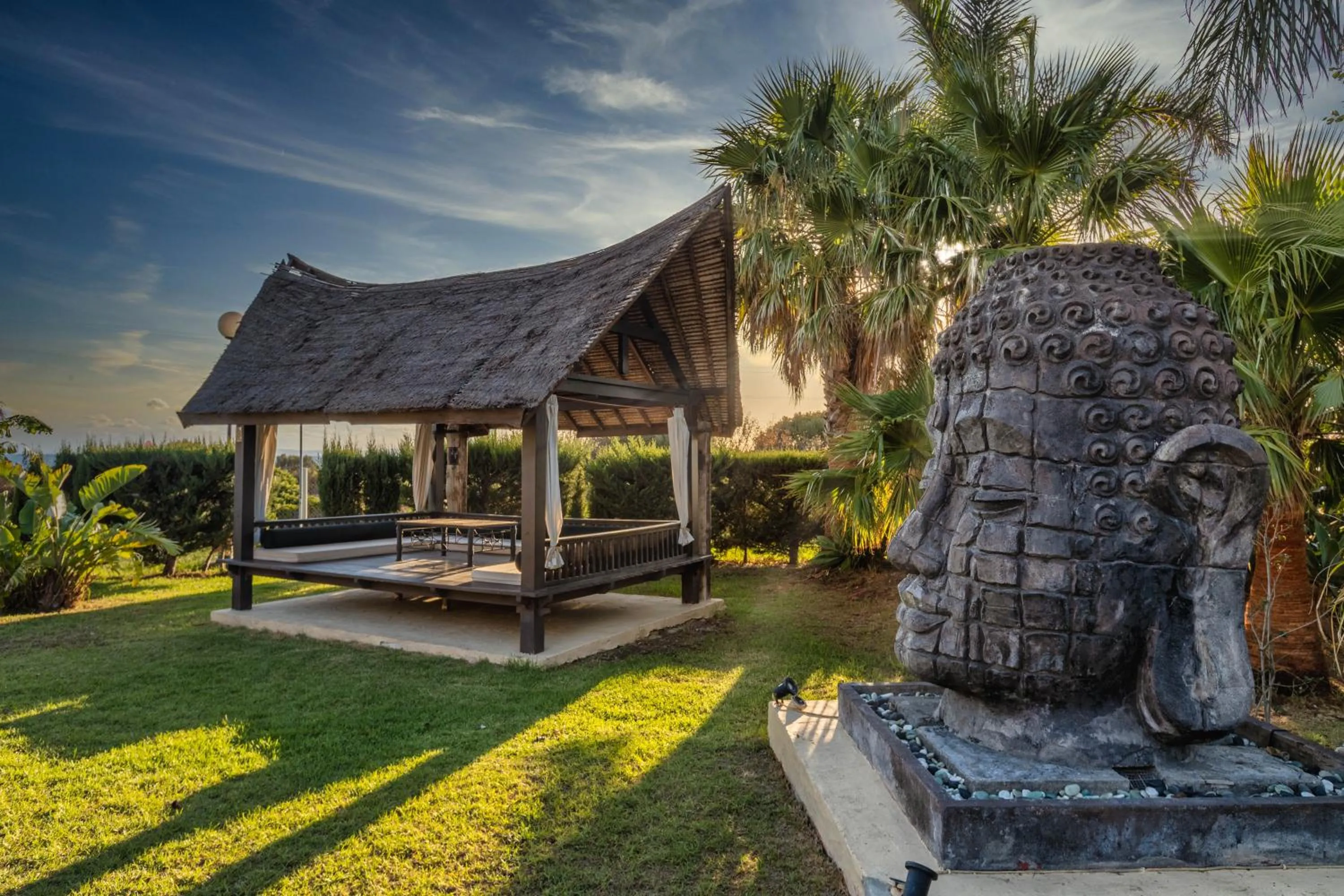 Restaurant/places to eat in Hotel Copacabana Tarifa Beach