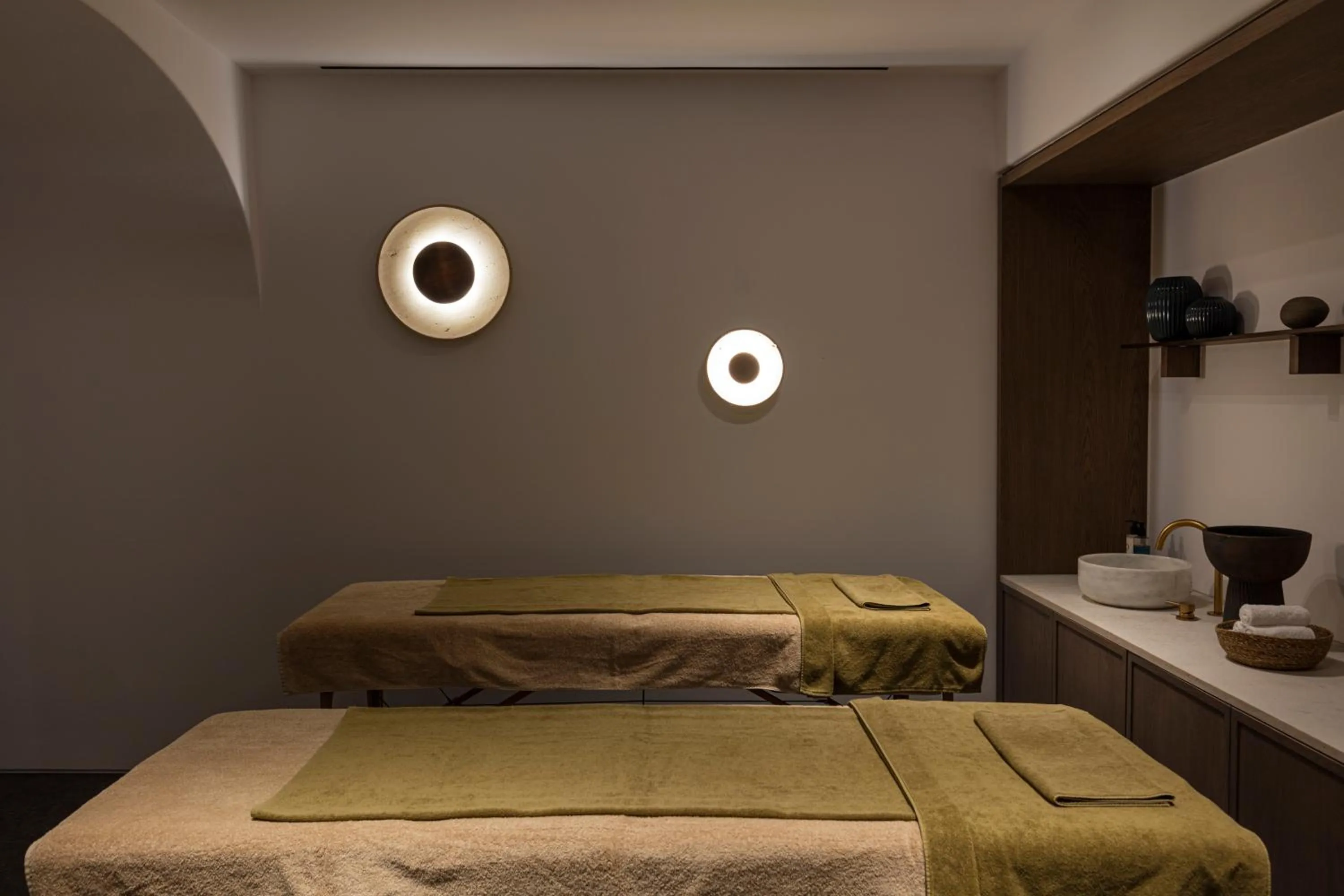 Spa and wellness centre/facilities, Bed in Canaves Epitome - Small Luxury Hotels of the World