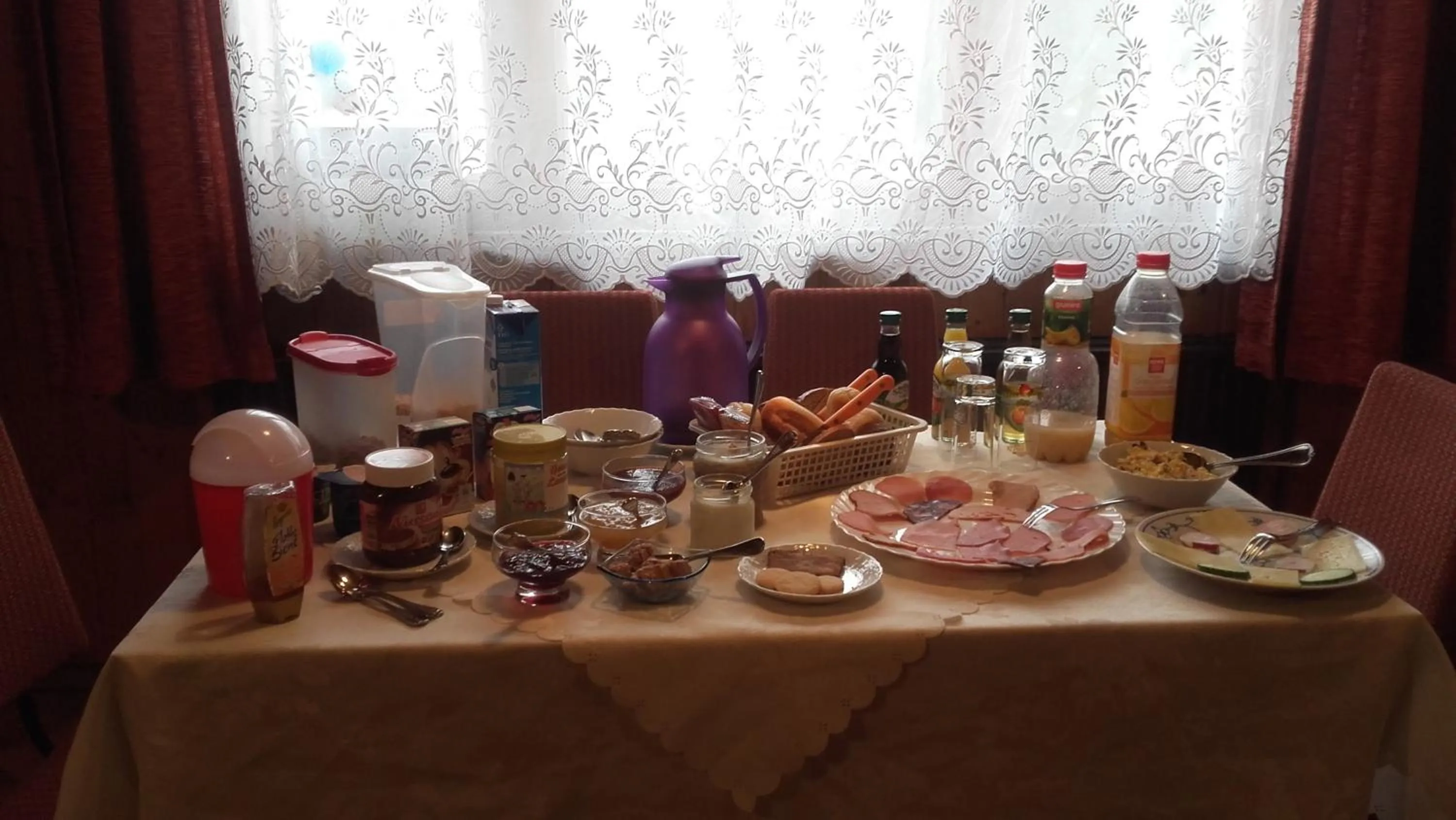 Buffet breakfast in Restaurant Pension Lubusch Gahro