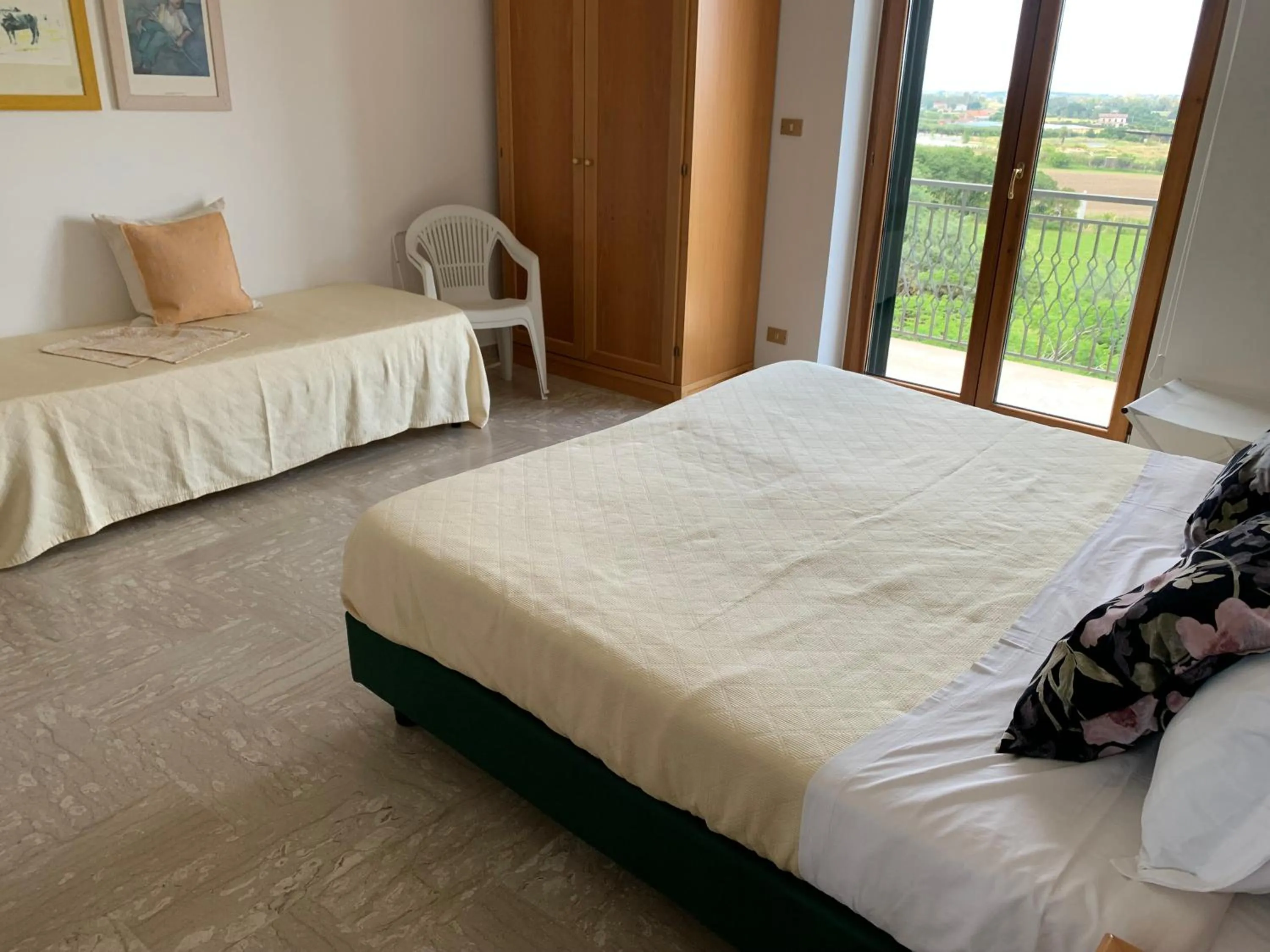 Bedroom, Bed in Residenza Giancesare Family Apartments