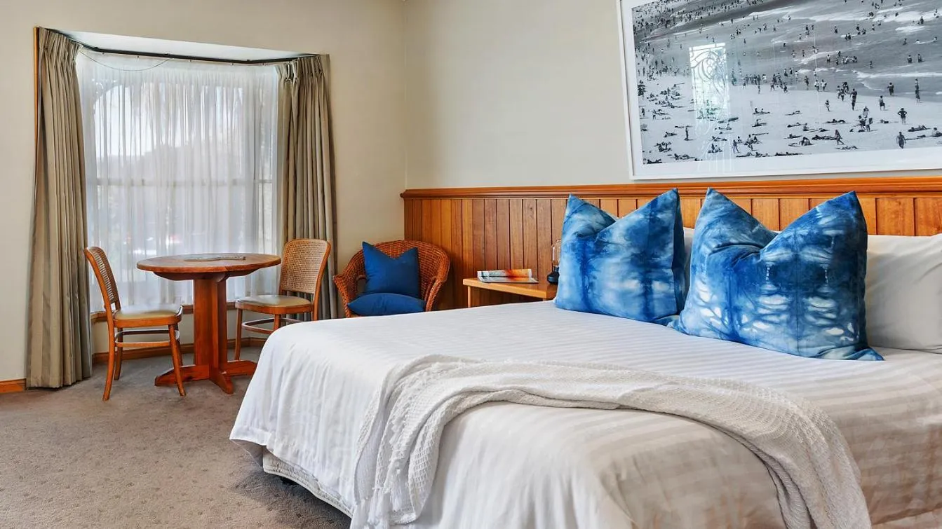 Bed in Anabel's of Scottsdale