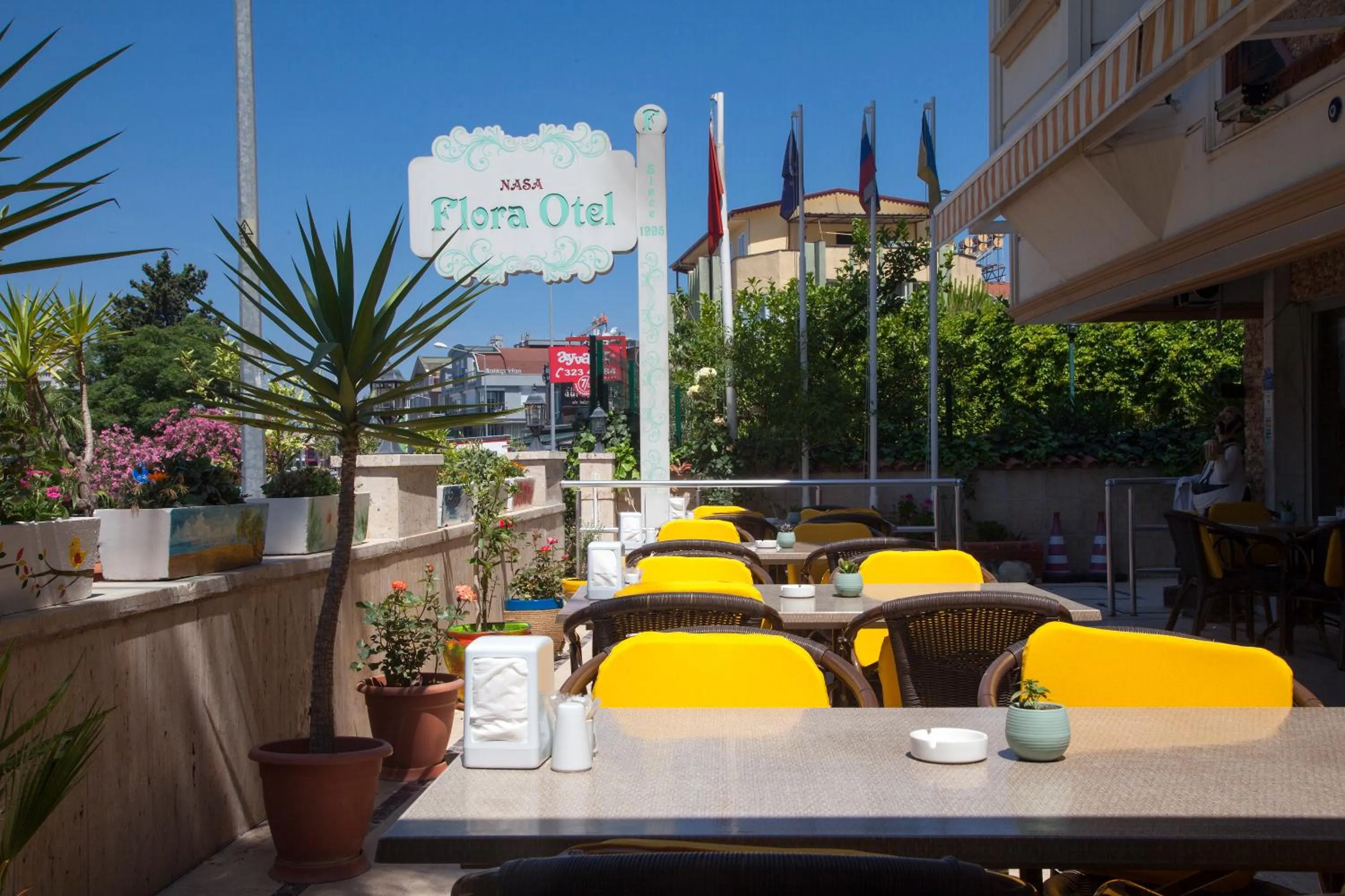 Garden in Nasa Flora Hotel