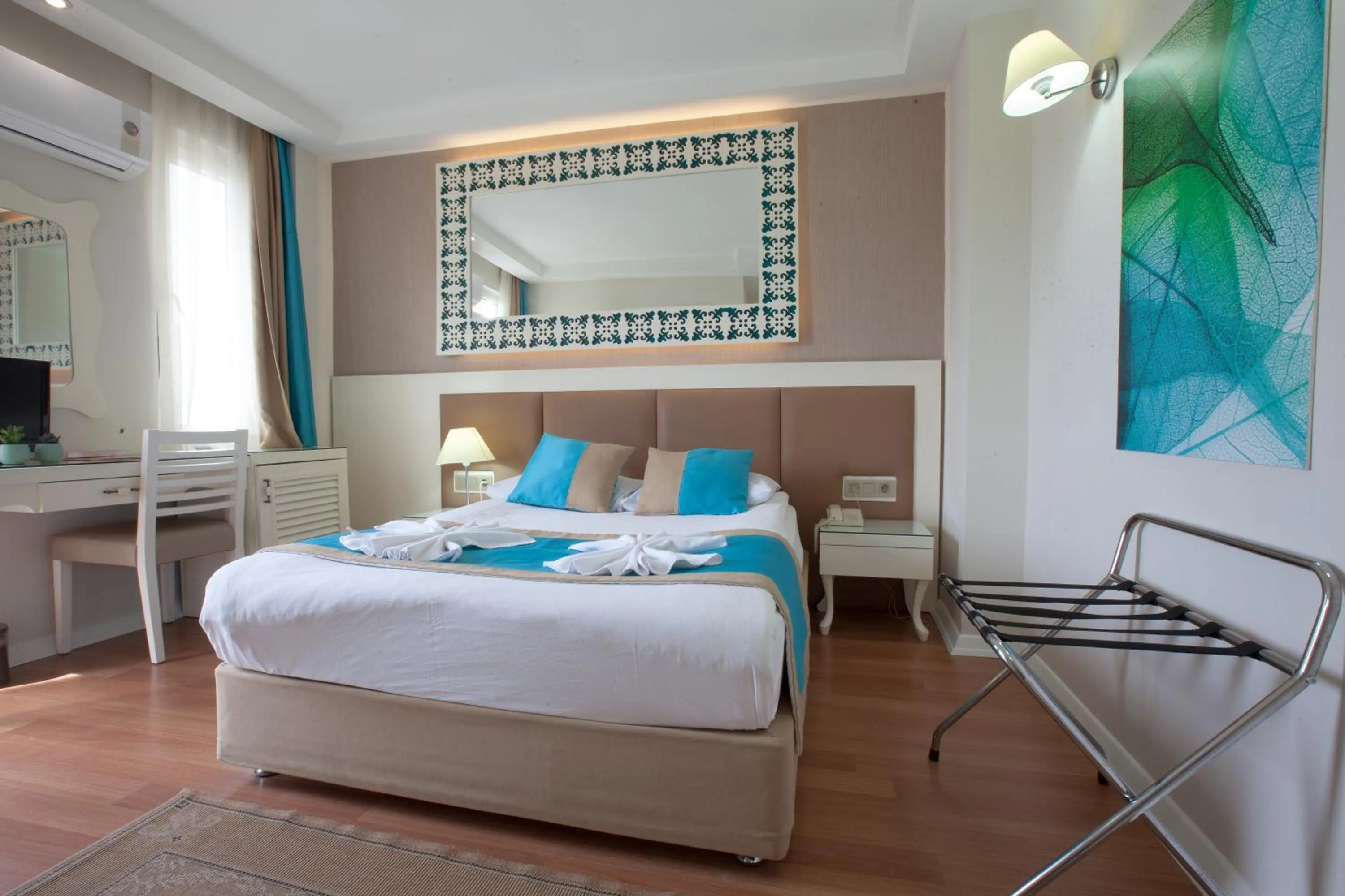 Massage in Nasa Flora Hotel